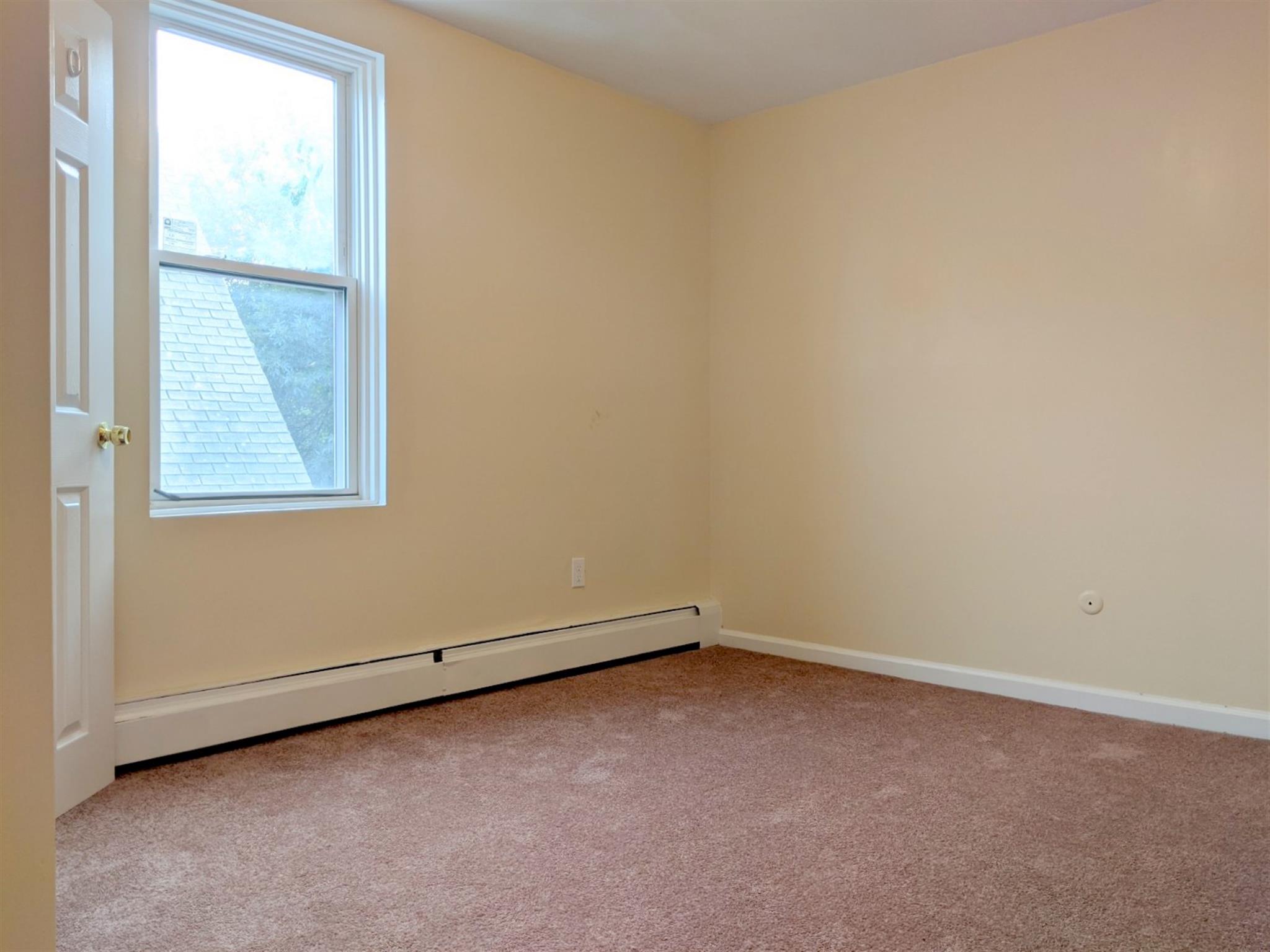 173 Hampshire St, Central Square