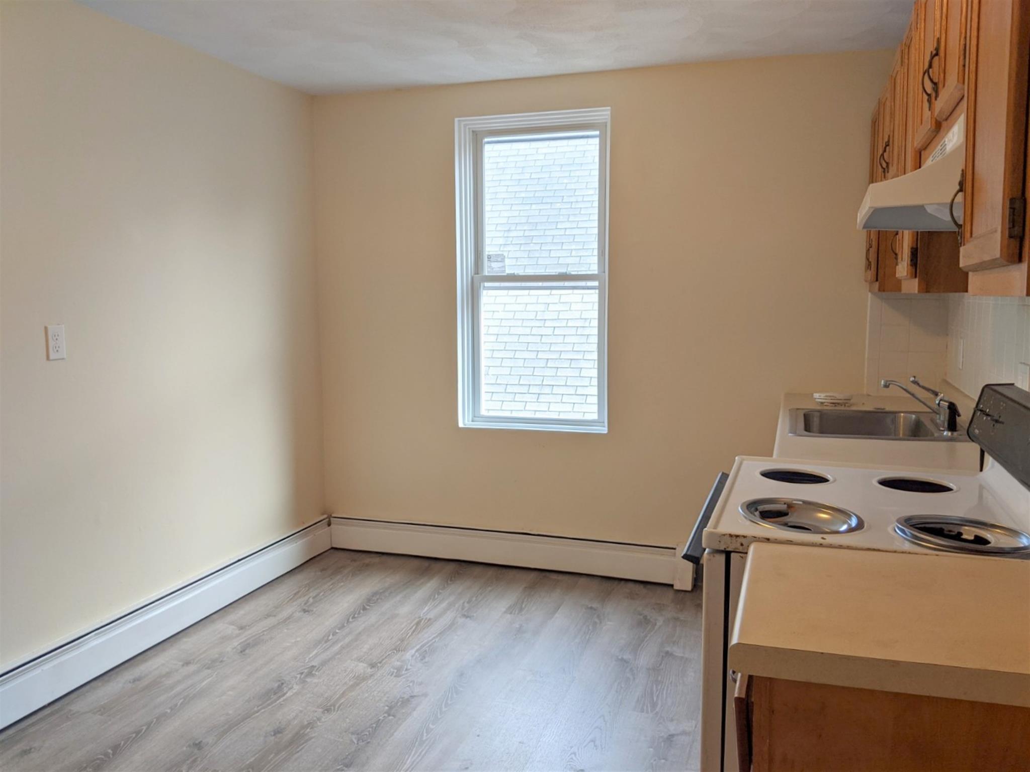 173 Hampshire St, Central Square