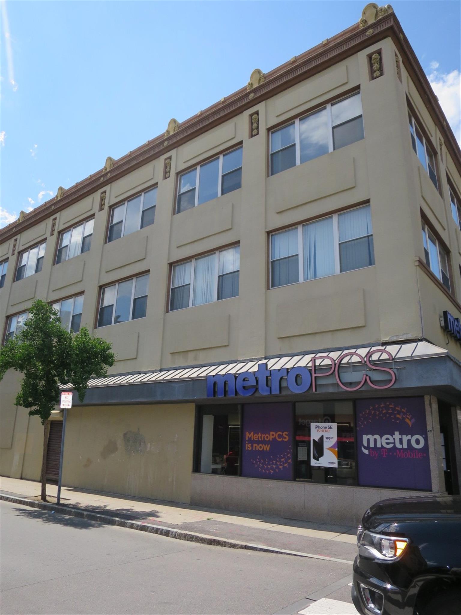 15 Pearl St, Central Square