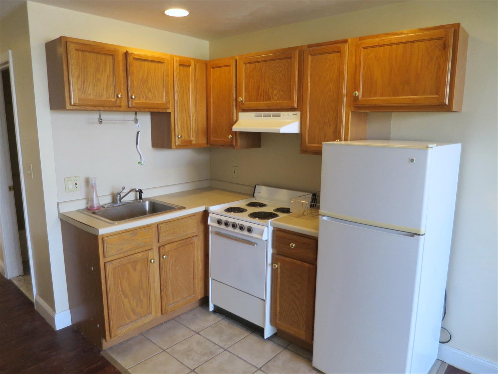 15 Pearl St N, Central Square