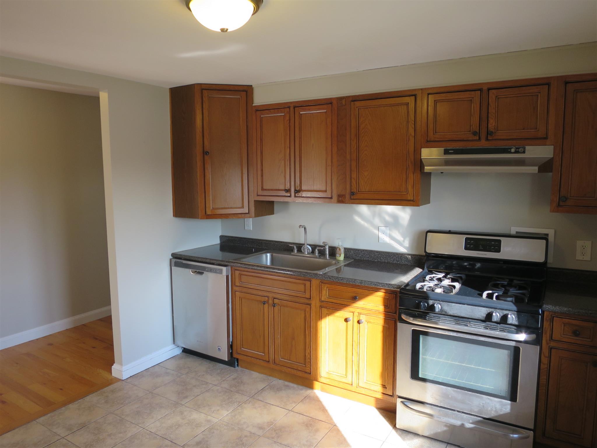 93 Glen St, East Somerville