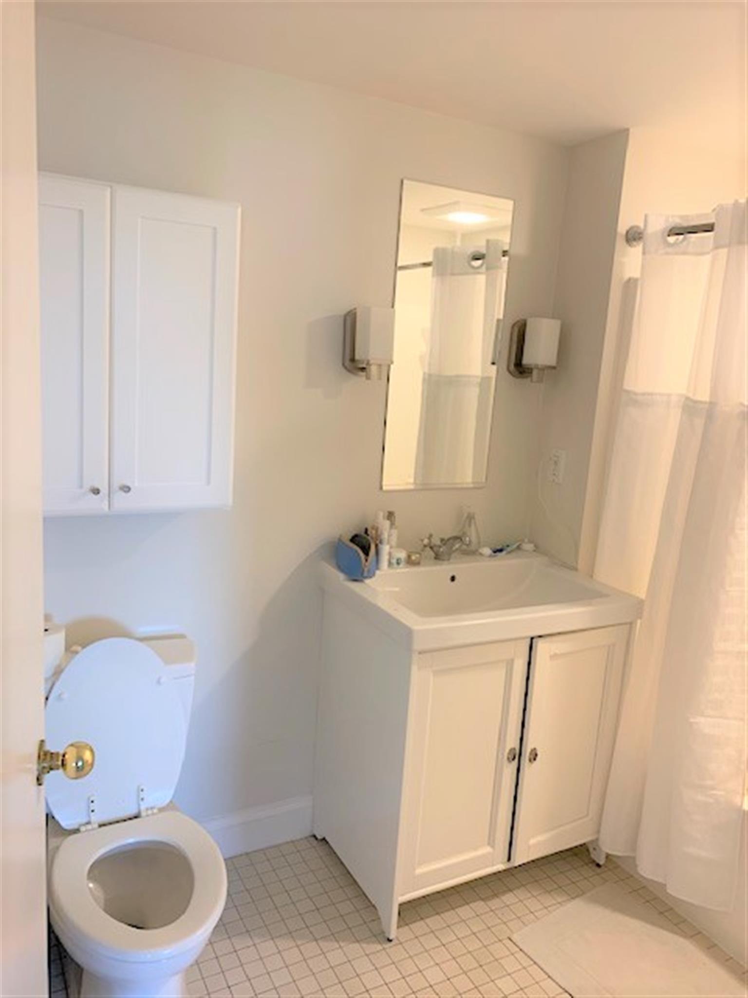 1008 Massachusetts Ave, Harvard Square