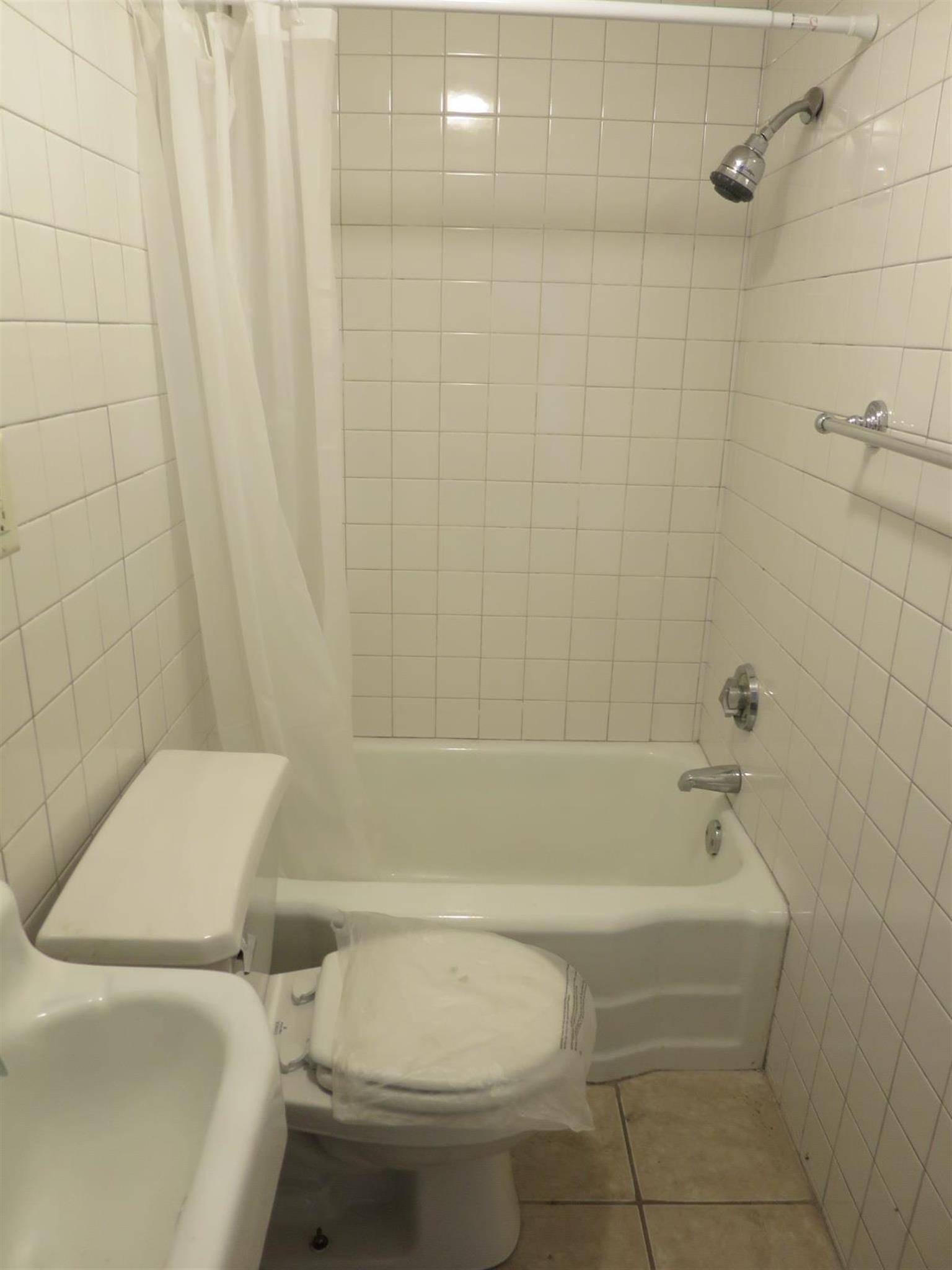 64 Vinal Ave, Union Square