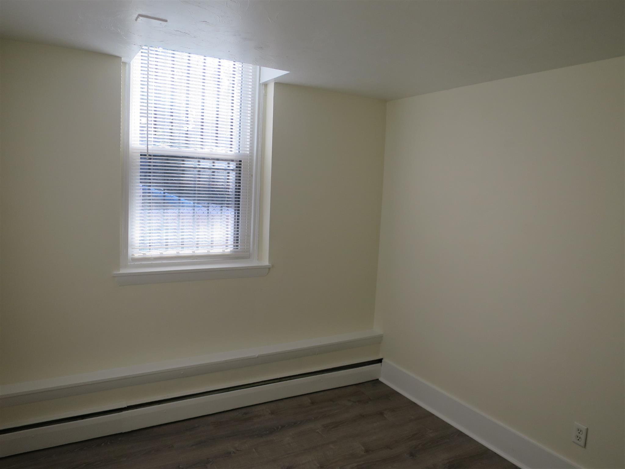 64 Vinal Ave, Union Square