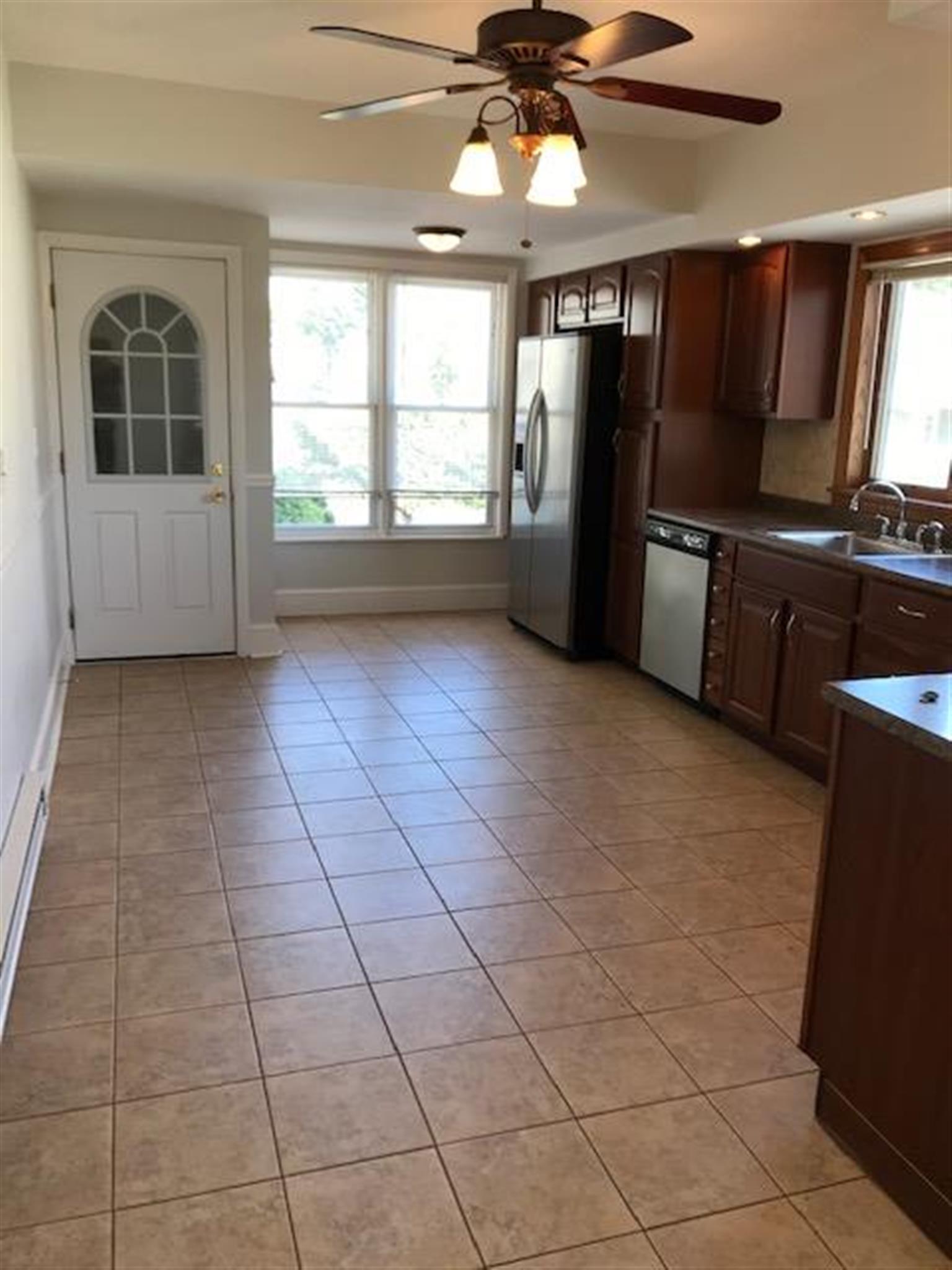 17 Burget Ave, Medford