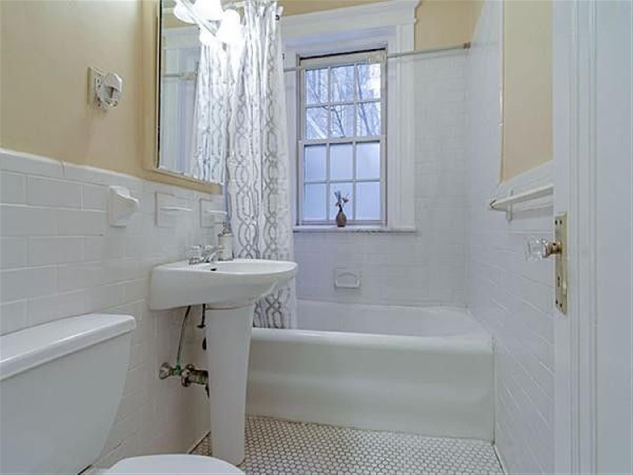 852 Massachusetts Ave, Central Square