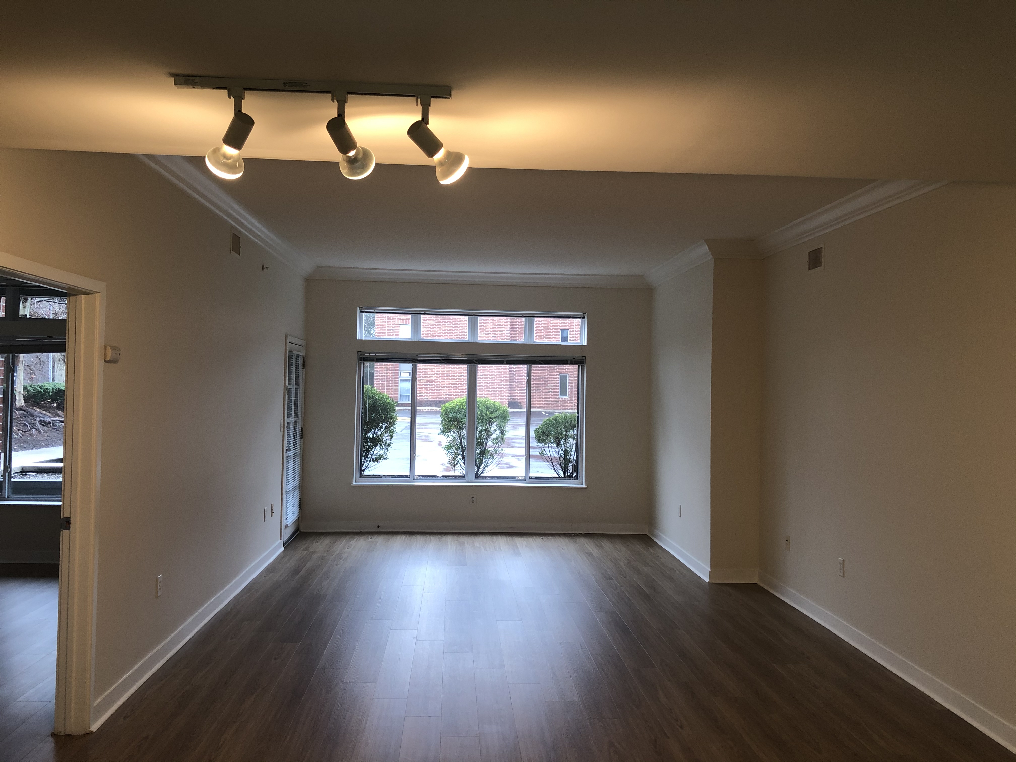 20 Watertown St, Watertown