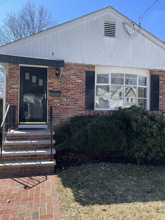 26 Caspar St, West Roxbury