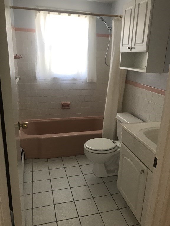 26 Caspar St, West Roxbury