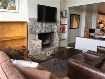 27 Bay State Rd, Back Bay