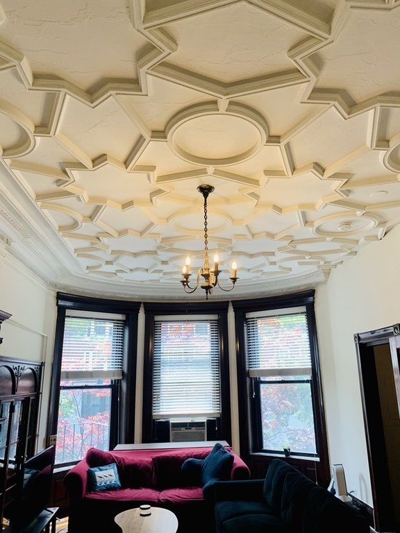 27 Bay State Rd, Fenway