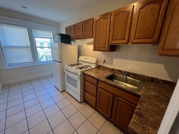 27 Irving Ter, Mid Cambridge