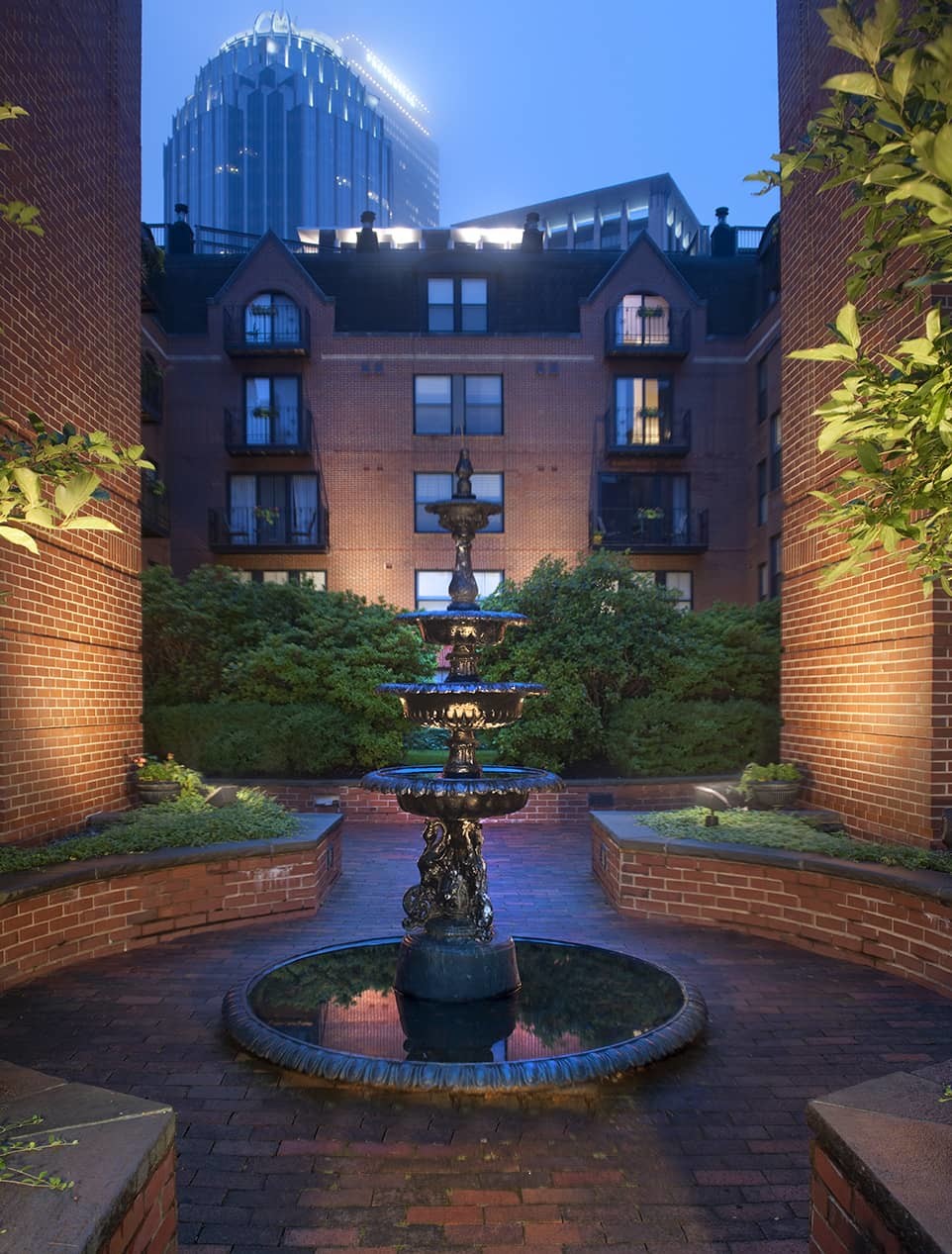 7 Harcourt, Back Bay