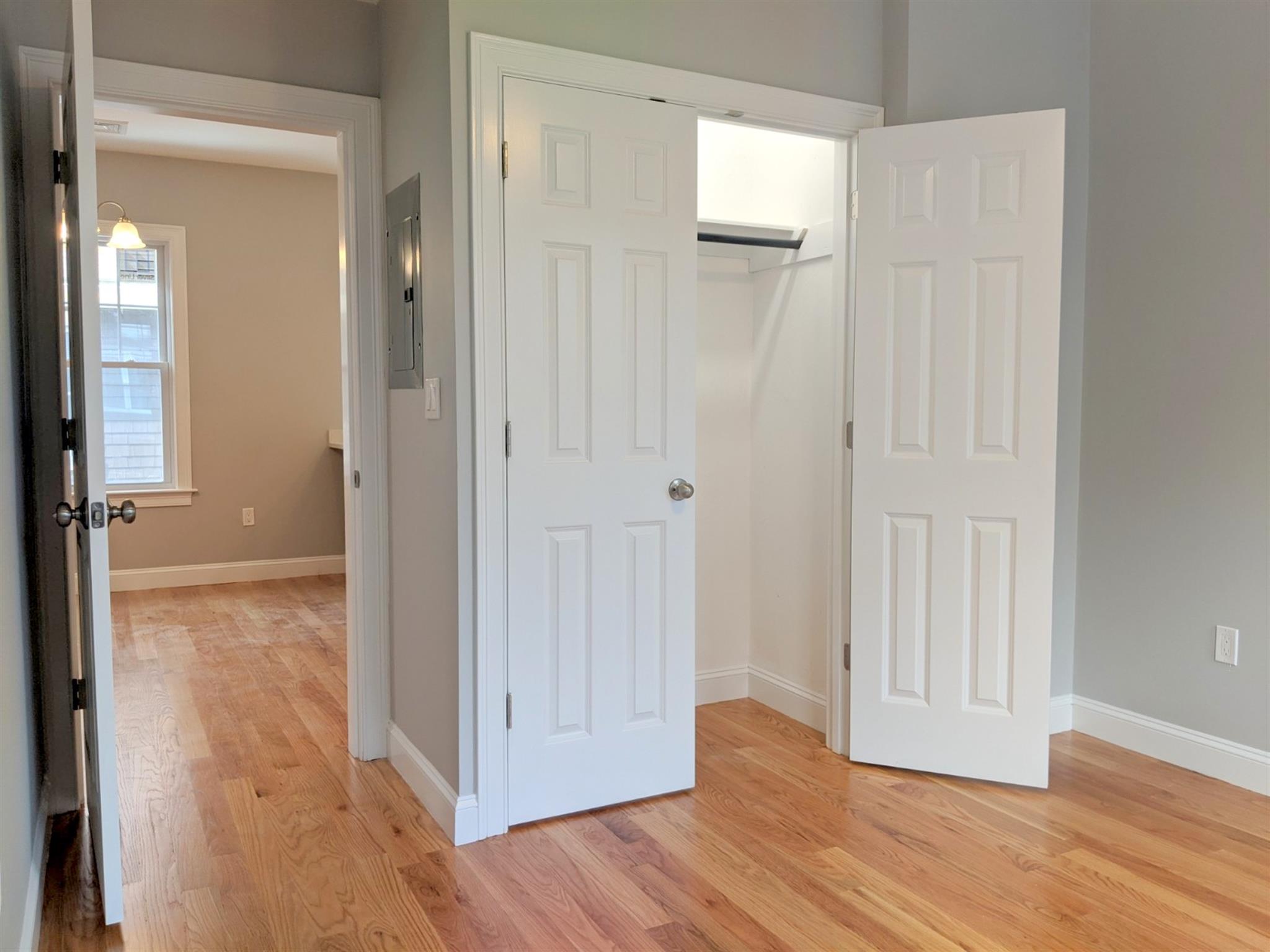 16 Bowen Ave, Medford