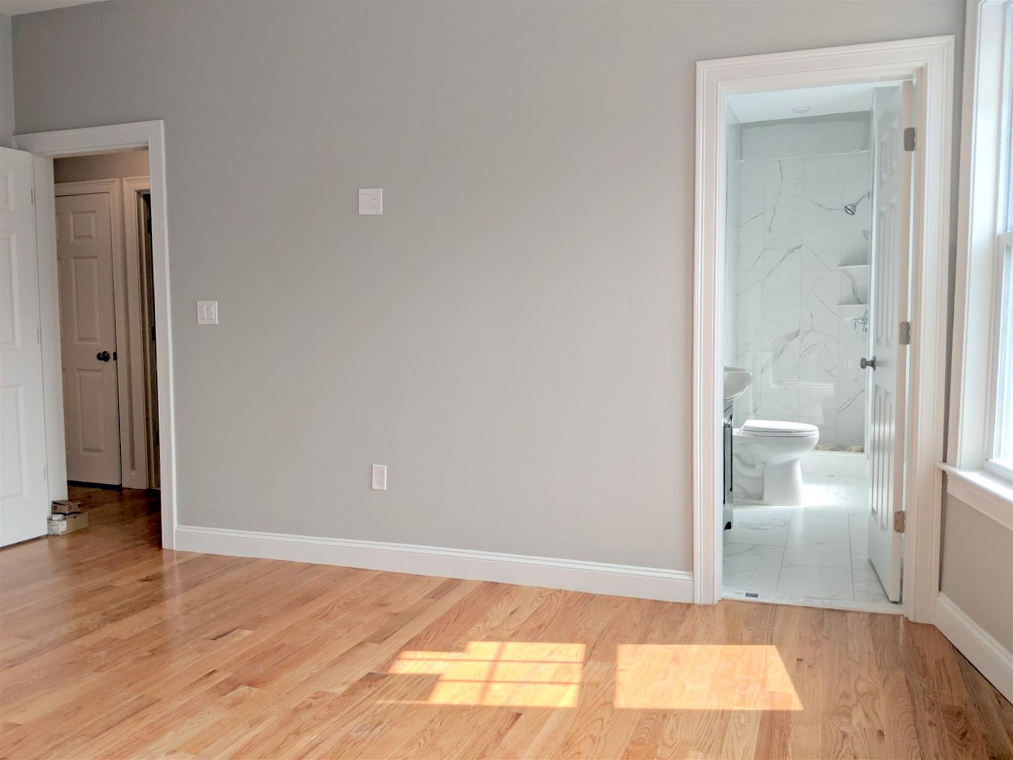 16 Bowen Ave, Medford