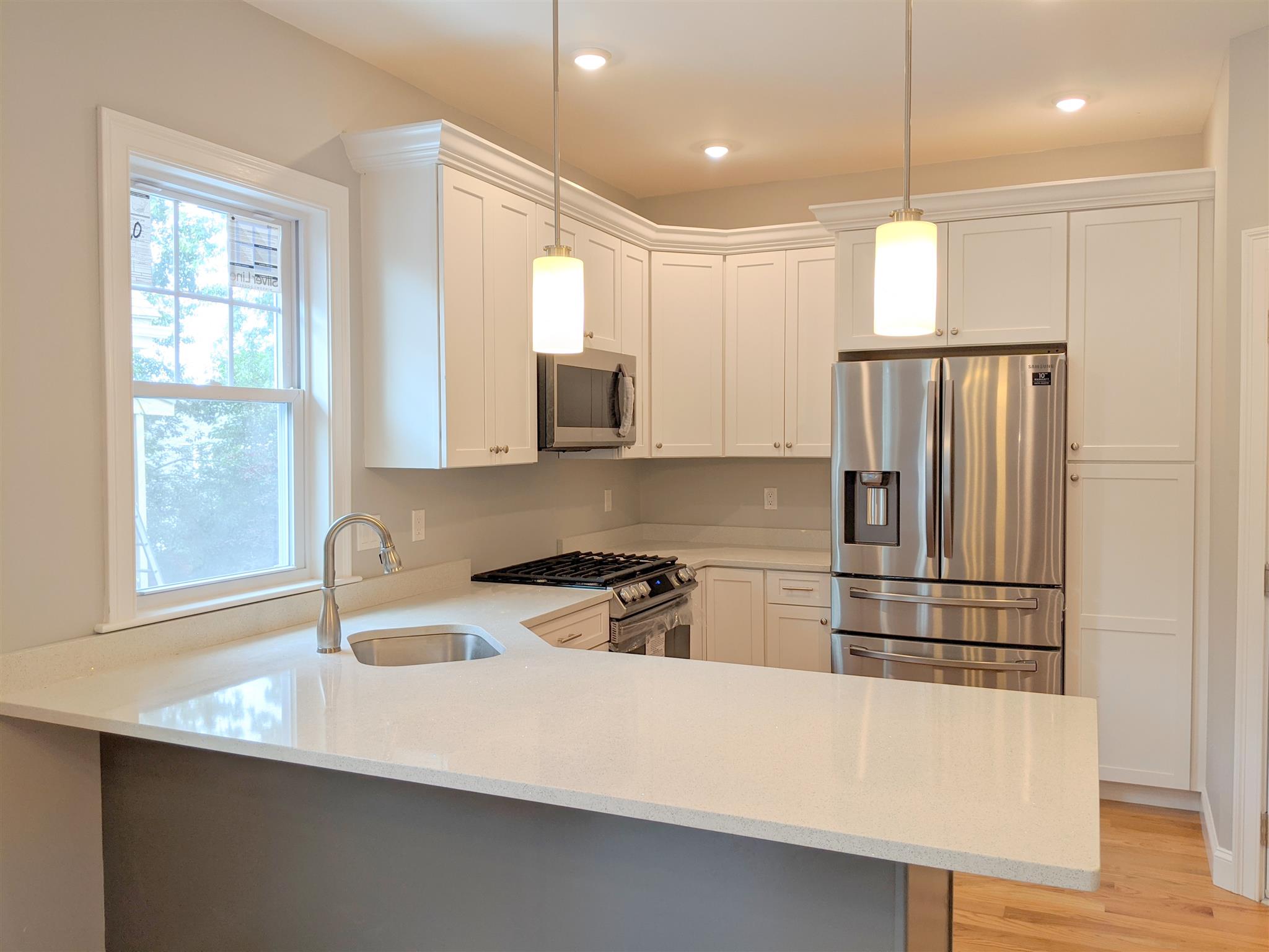 16 Bowen Ave, Medford