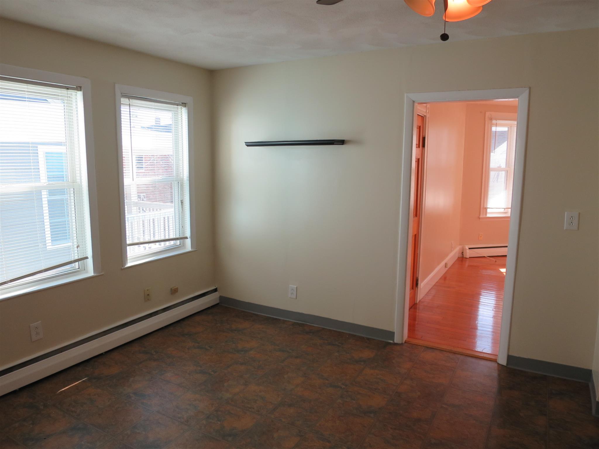 9 Lowell Ter, Magoun Square