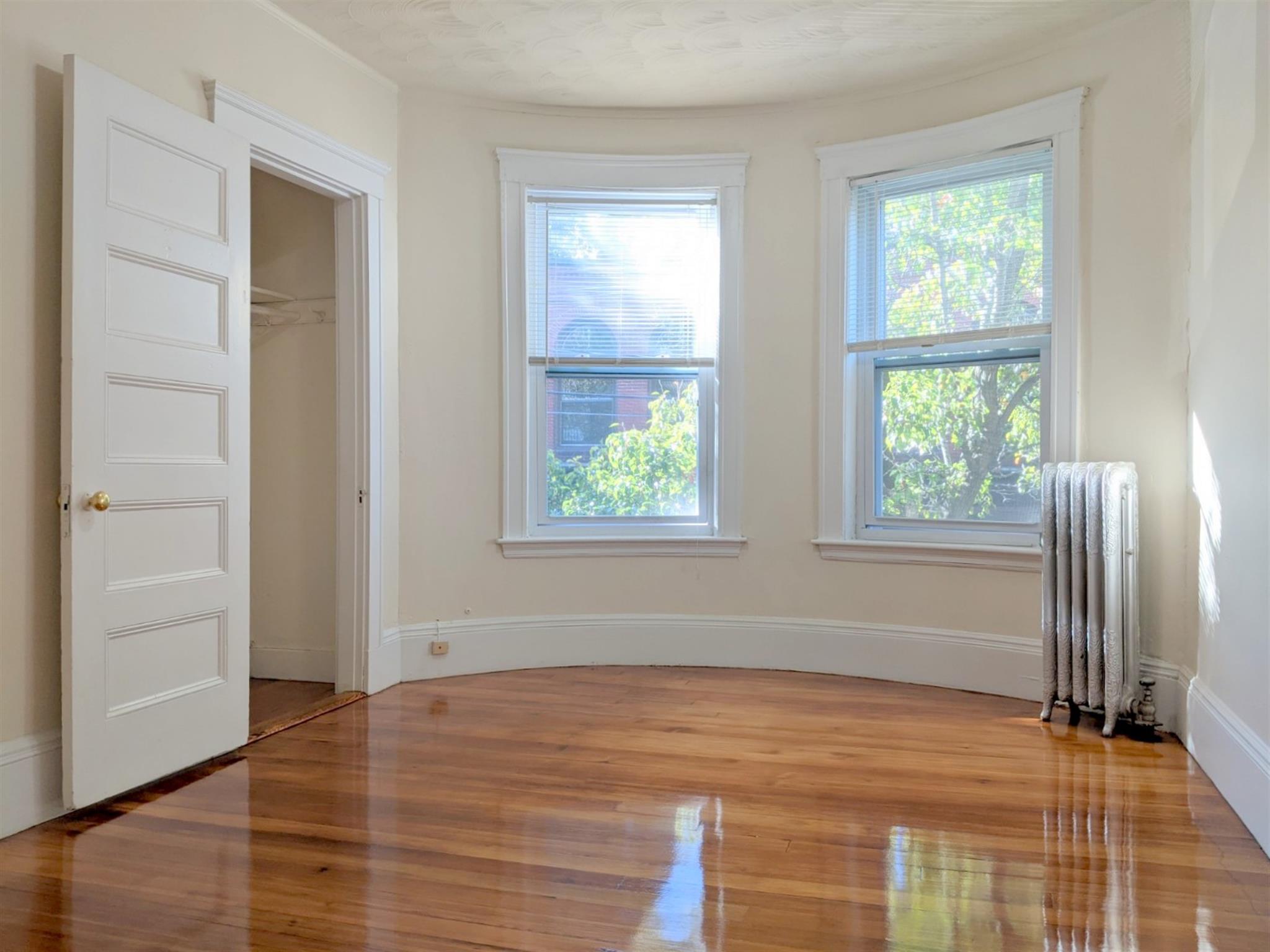 18 Sanborn Ave, Spring Hill