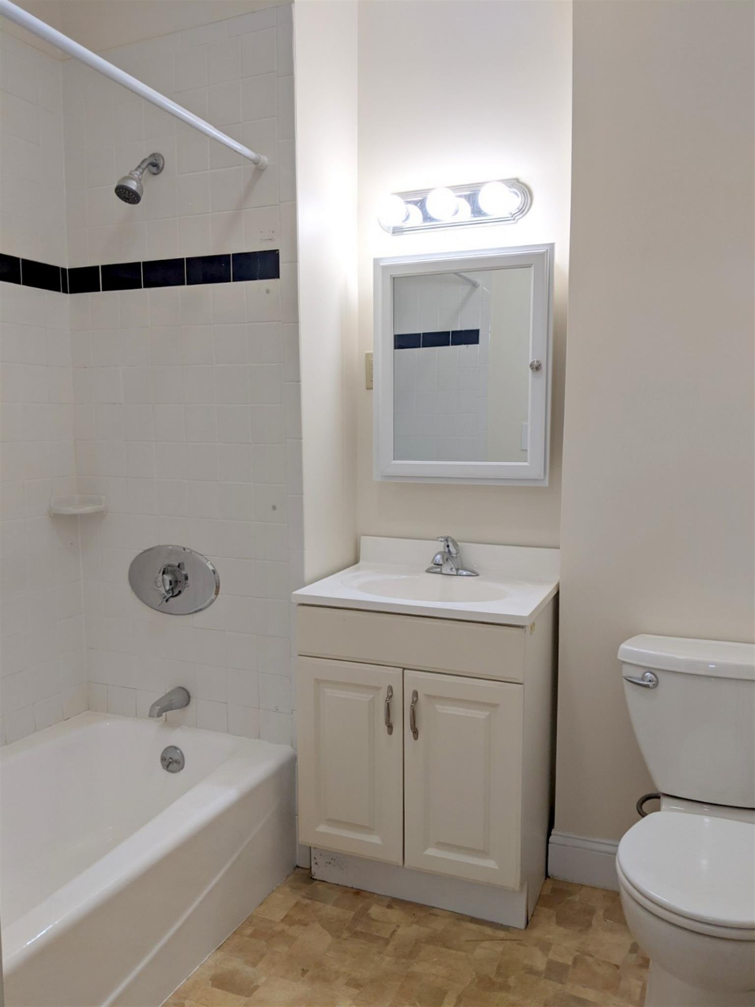 18 Sanborn Ave, Union Square