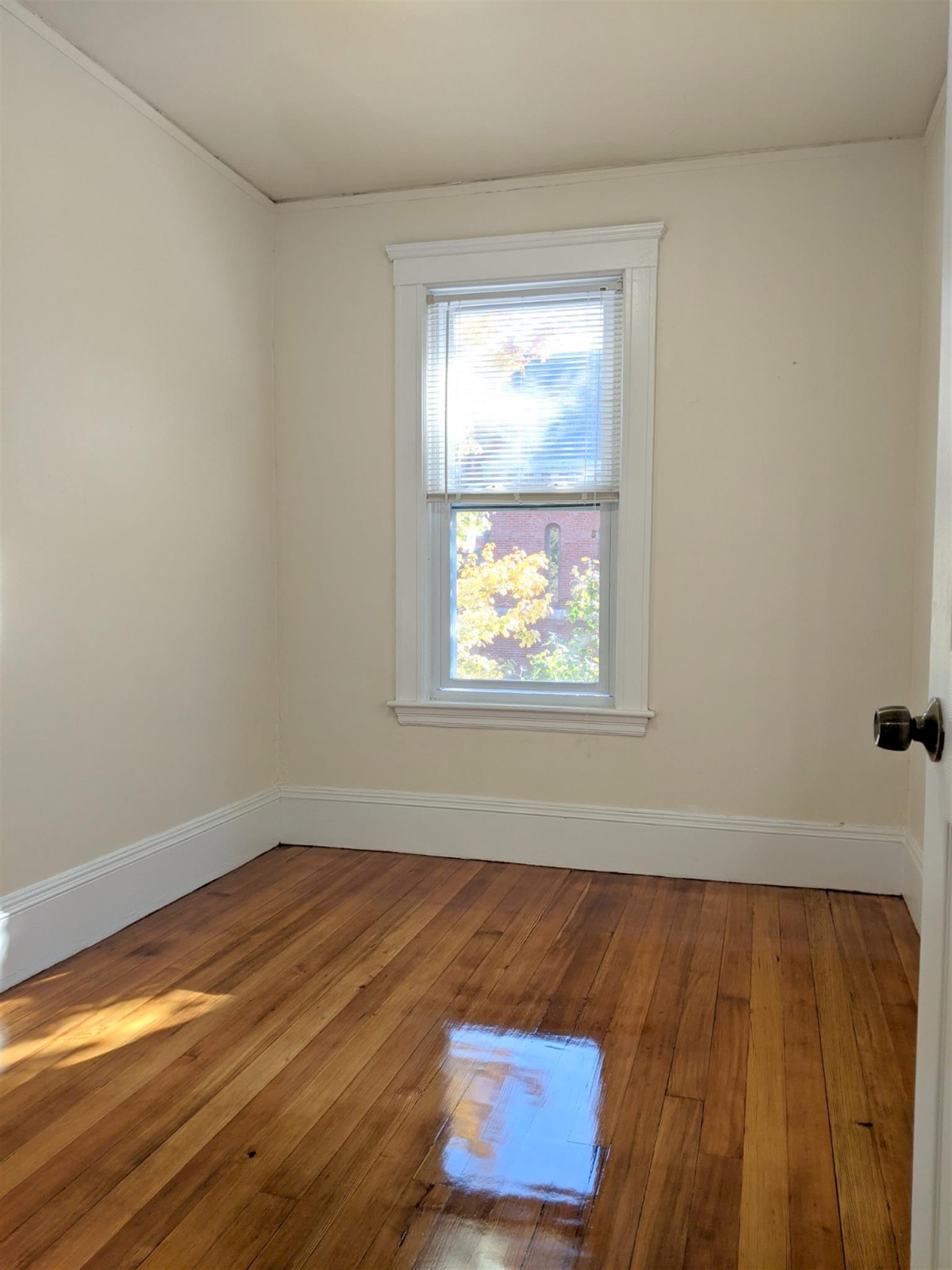 18 Sanborn Ave, Spring Hill