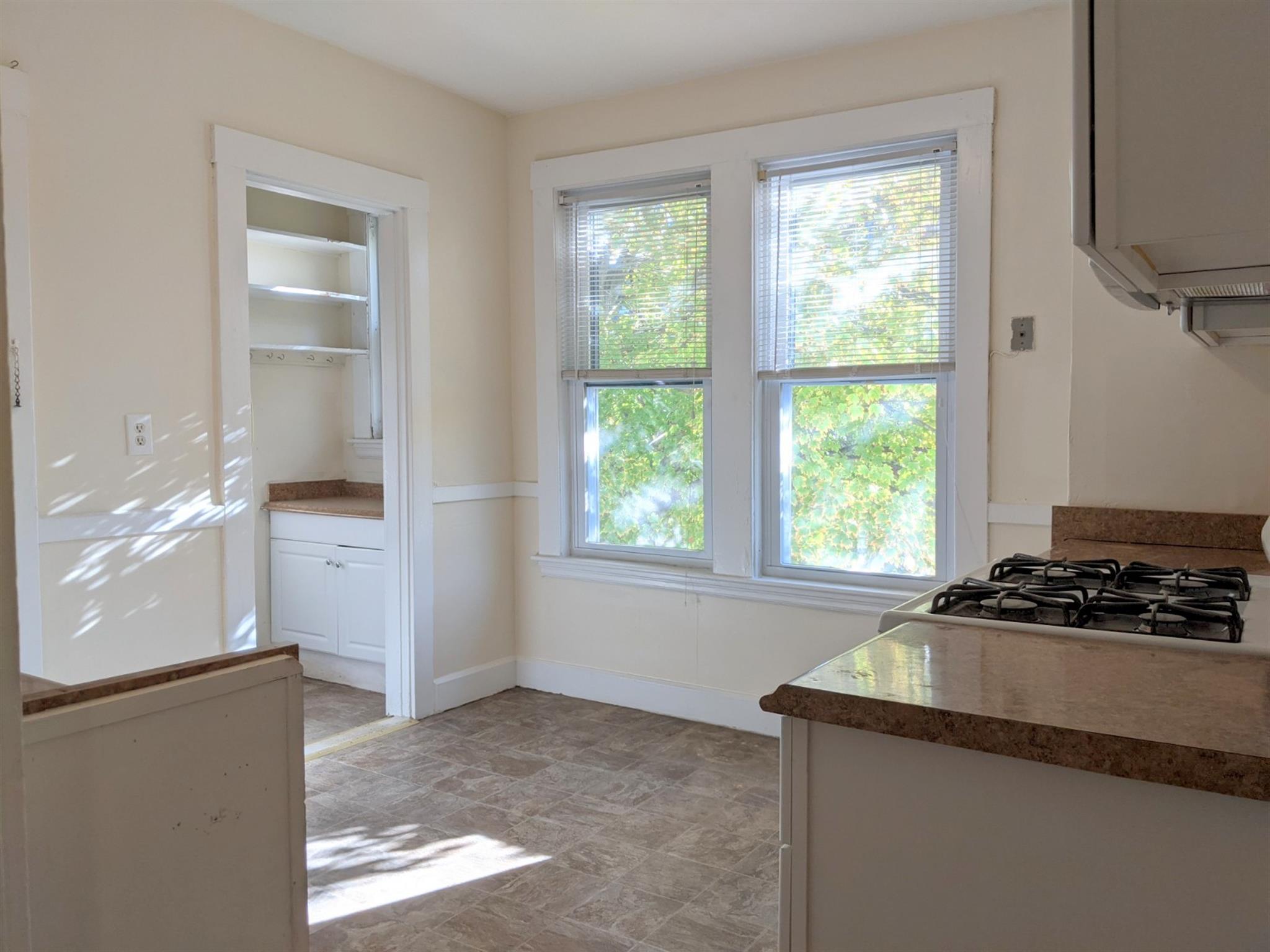 18 Sanborn Ave, Spring Hill