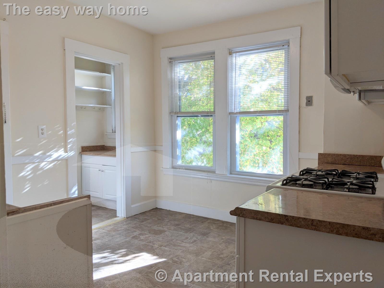 18 Sandborn, Union Square