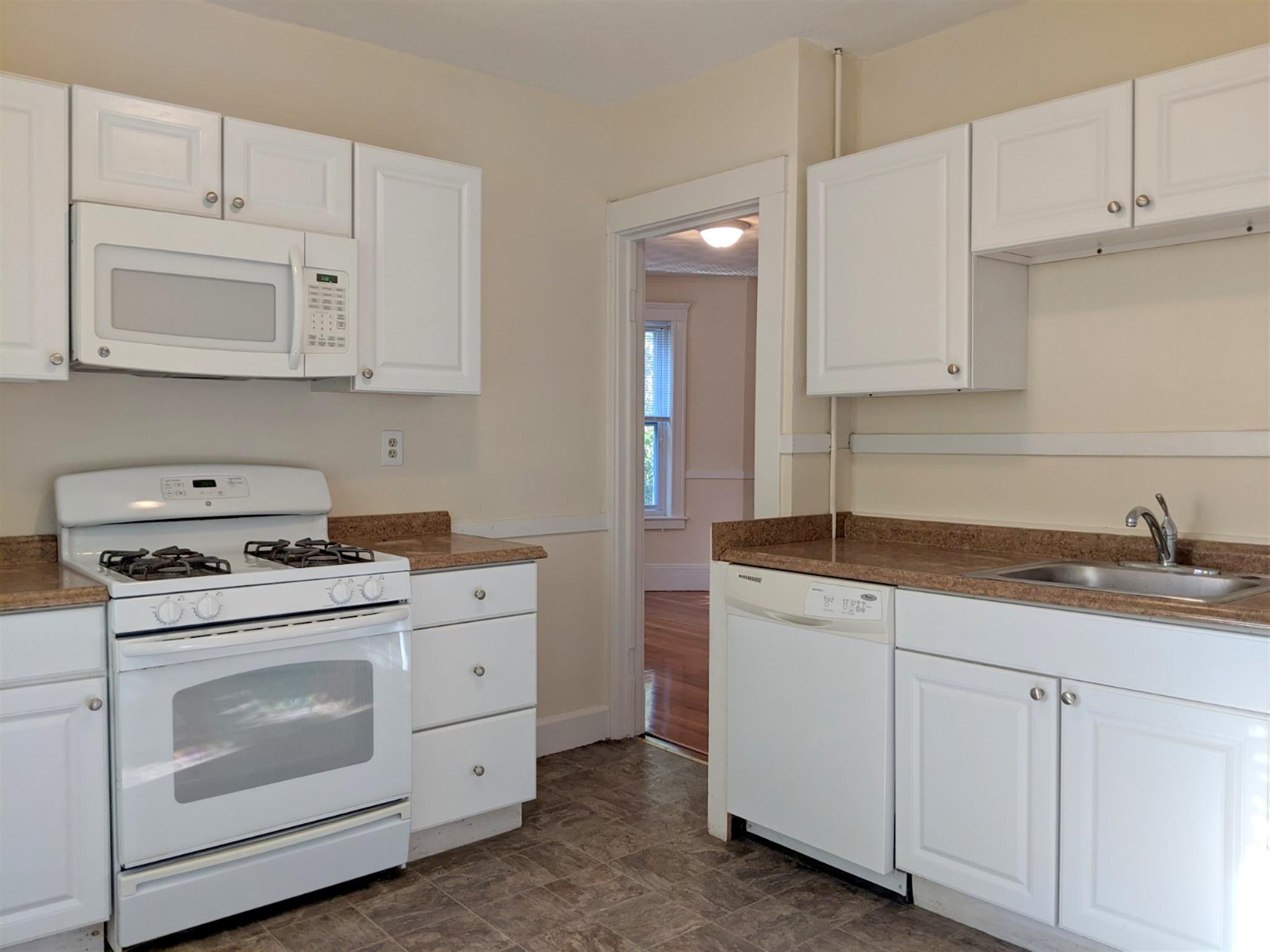 18 Sanborn Ave, Spring Hill