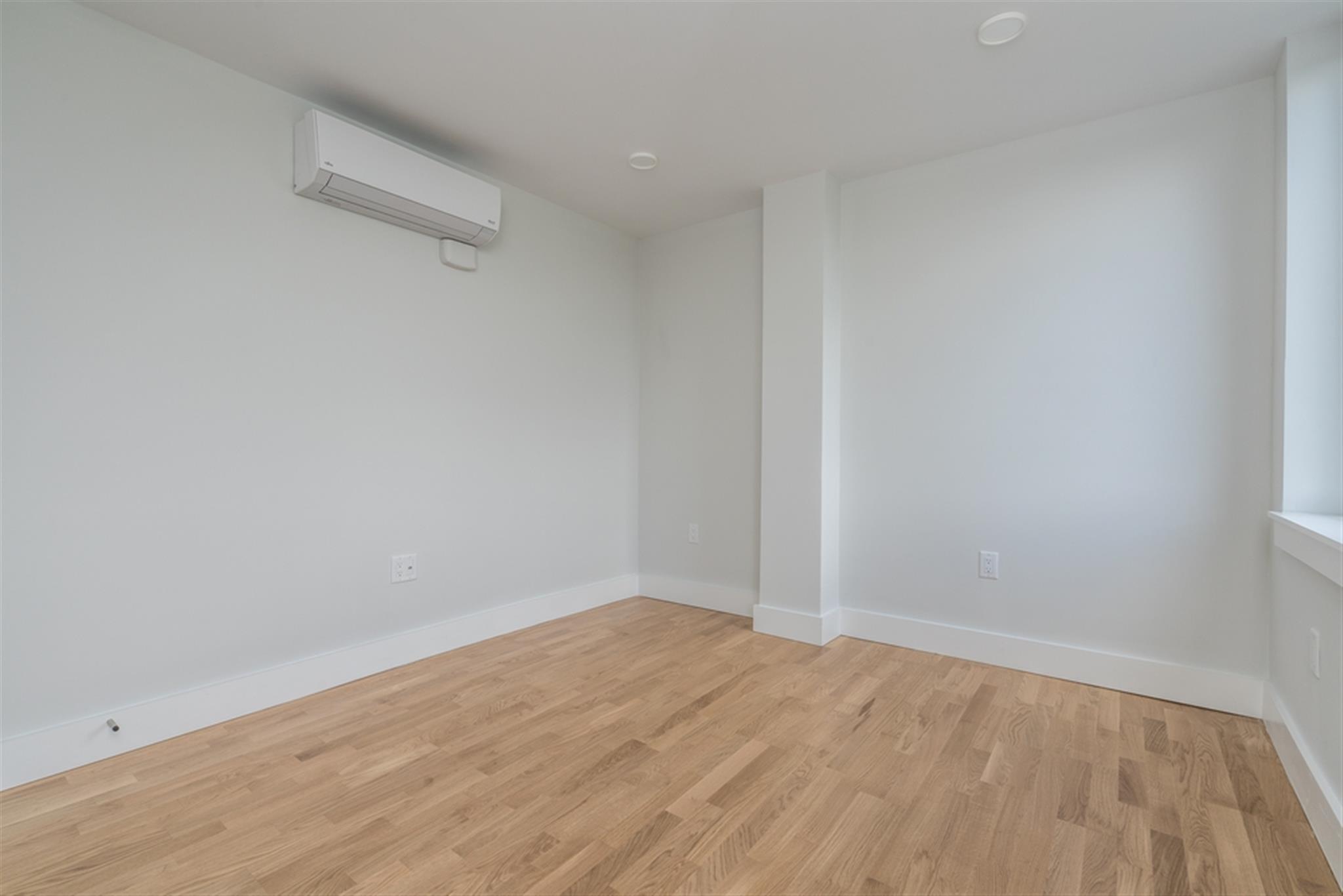 334 Harvard St, Harvard Square