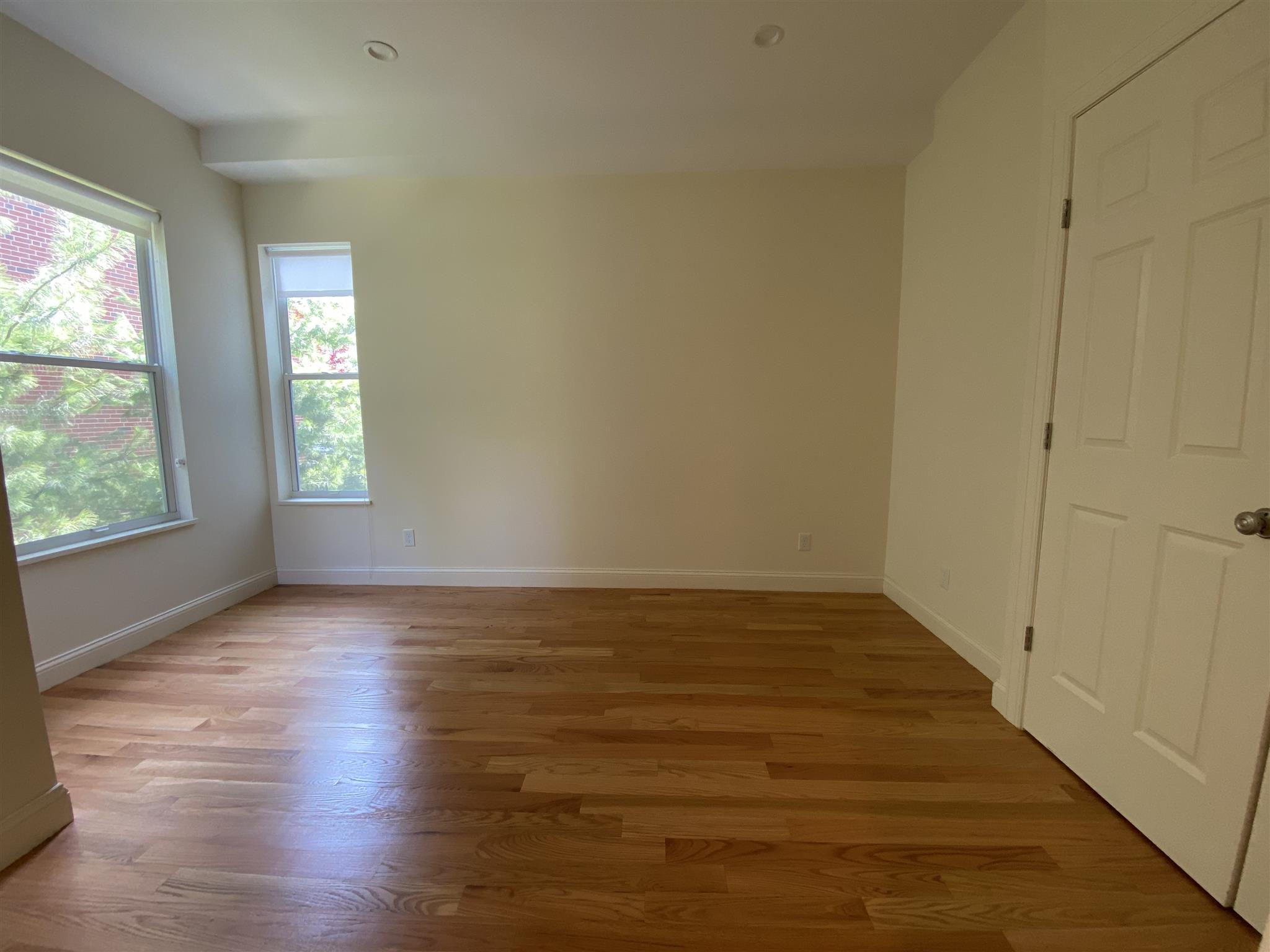 379 Harvard St, Mid-Cambridge