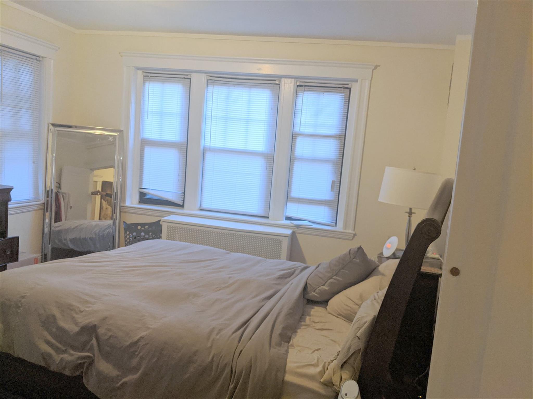 1558 Massachusetts Ave, Harvard Square