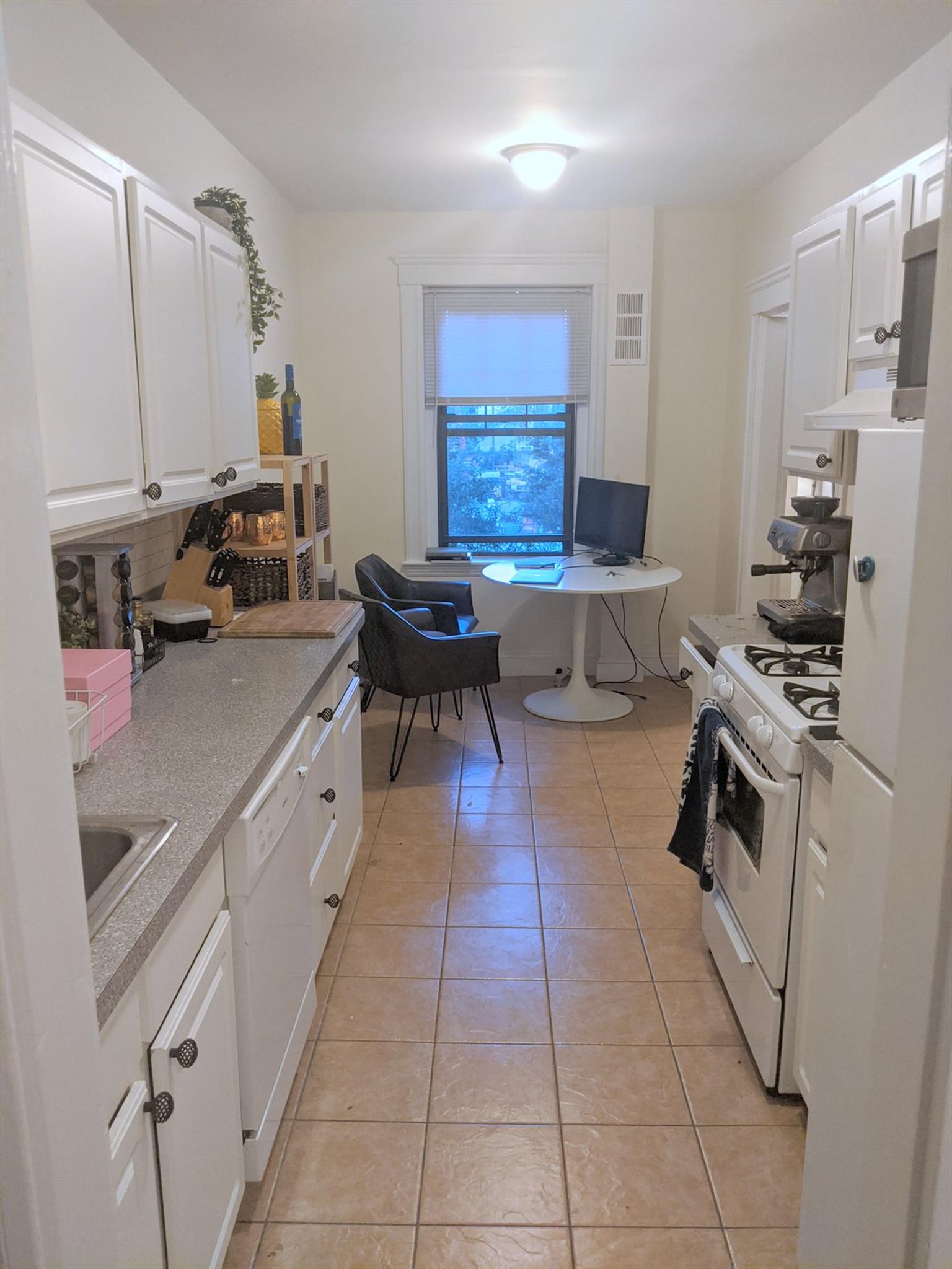 1558 Massachusetts Ave, Harvard Square