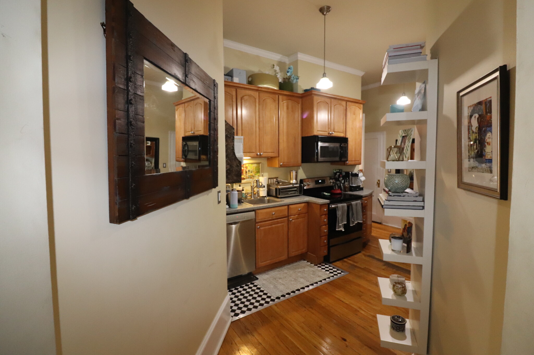 271 Dartmouth St, Back Bay