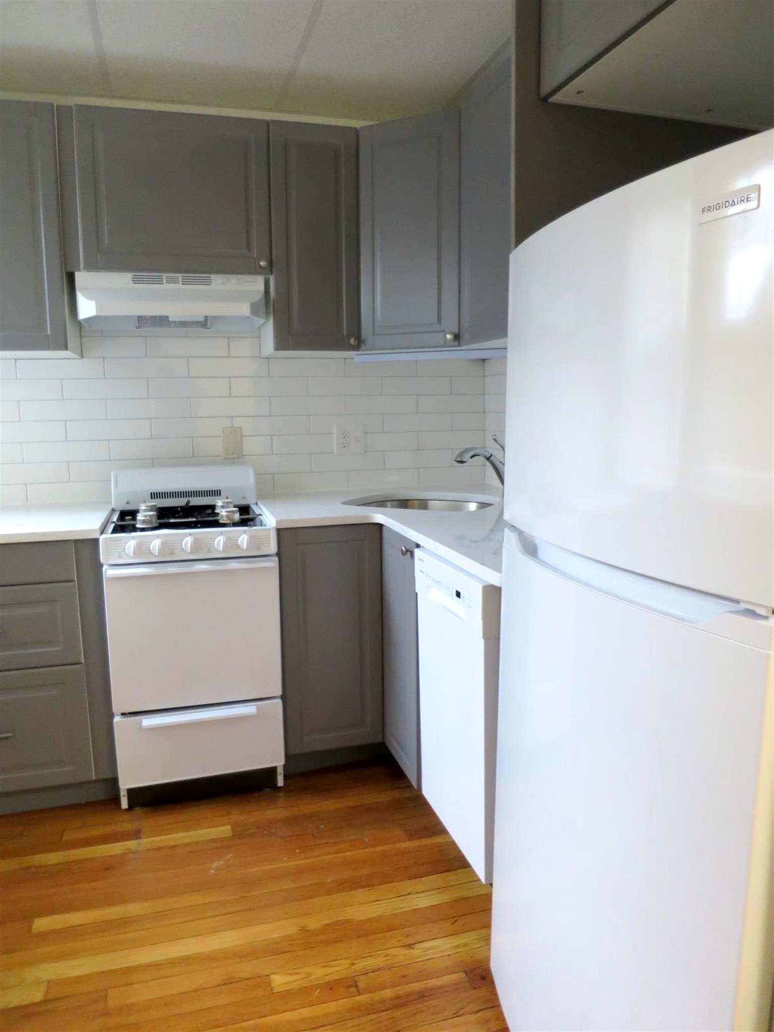 36 College Ave, Davis Square