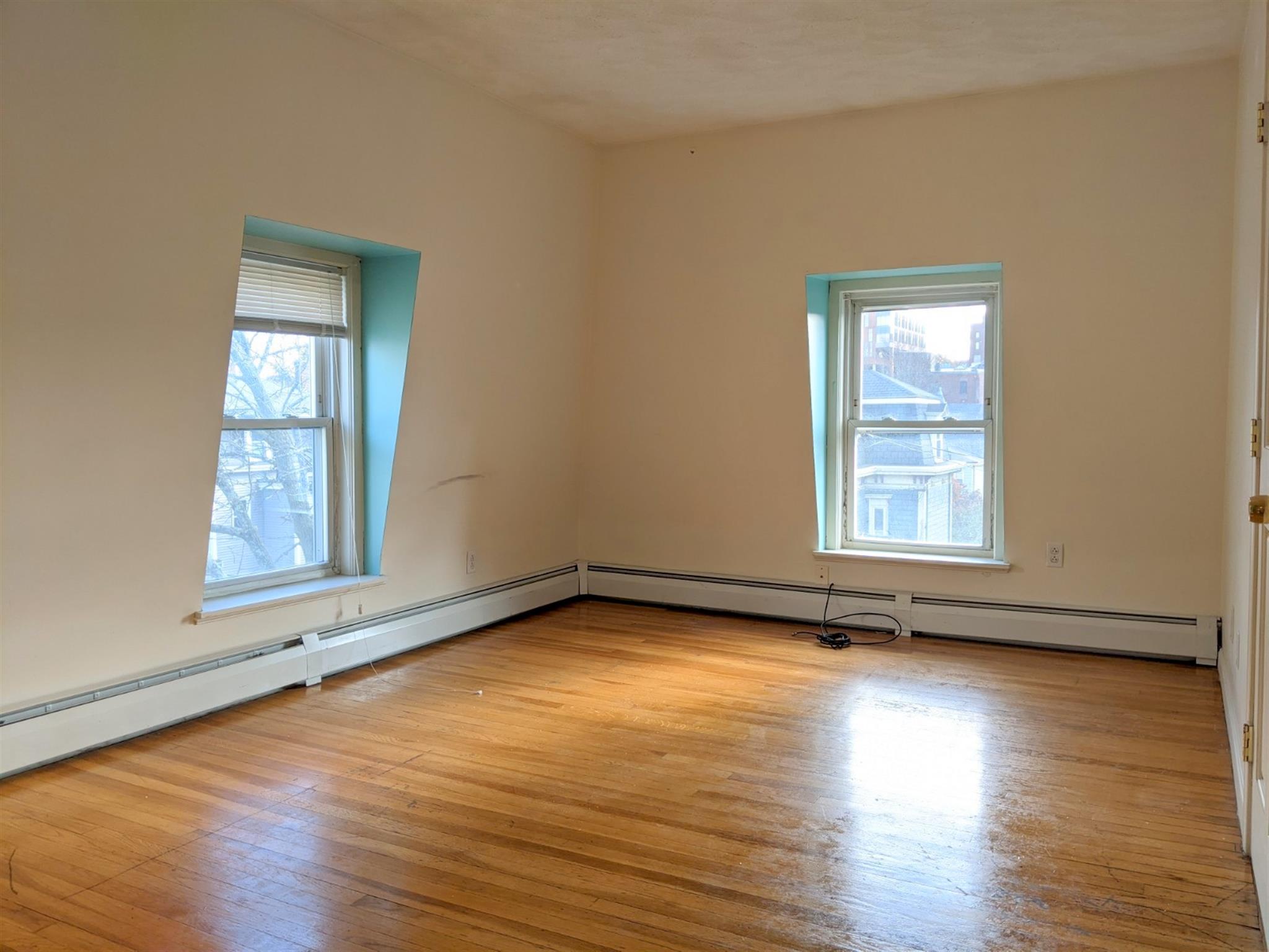 15 Howe St, Gilman Square