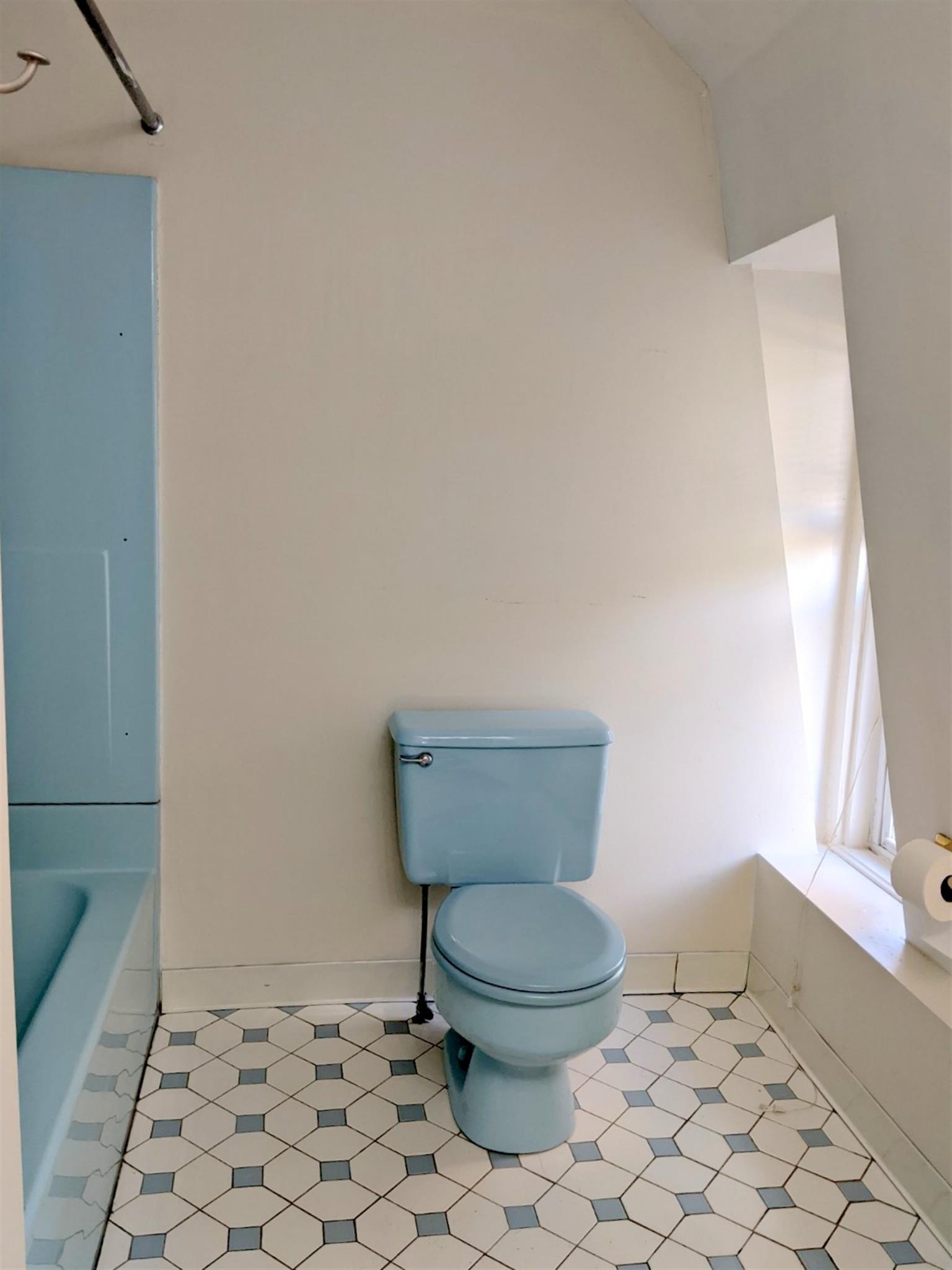 15 Howe St, Gilman Square