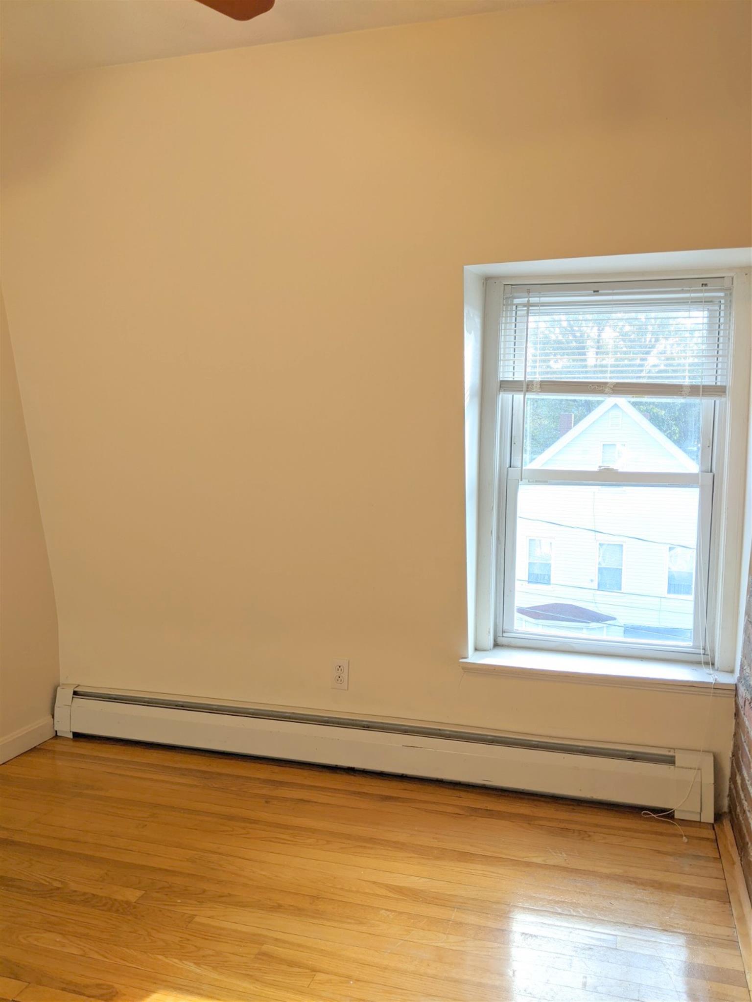 15 Howe St, Gilman Square