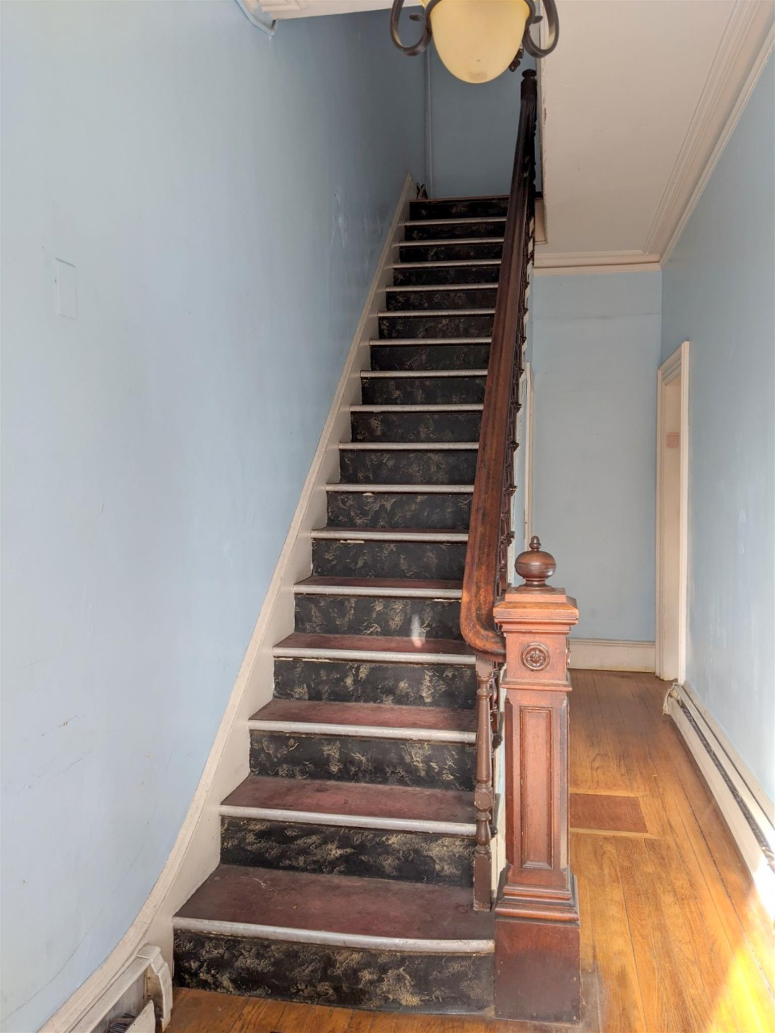 15 Howe St, Gilman Square