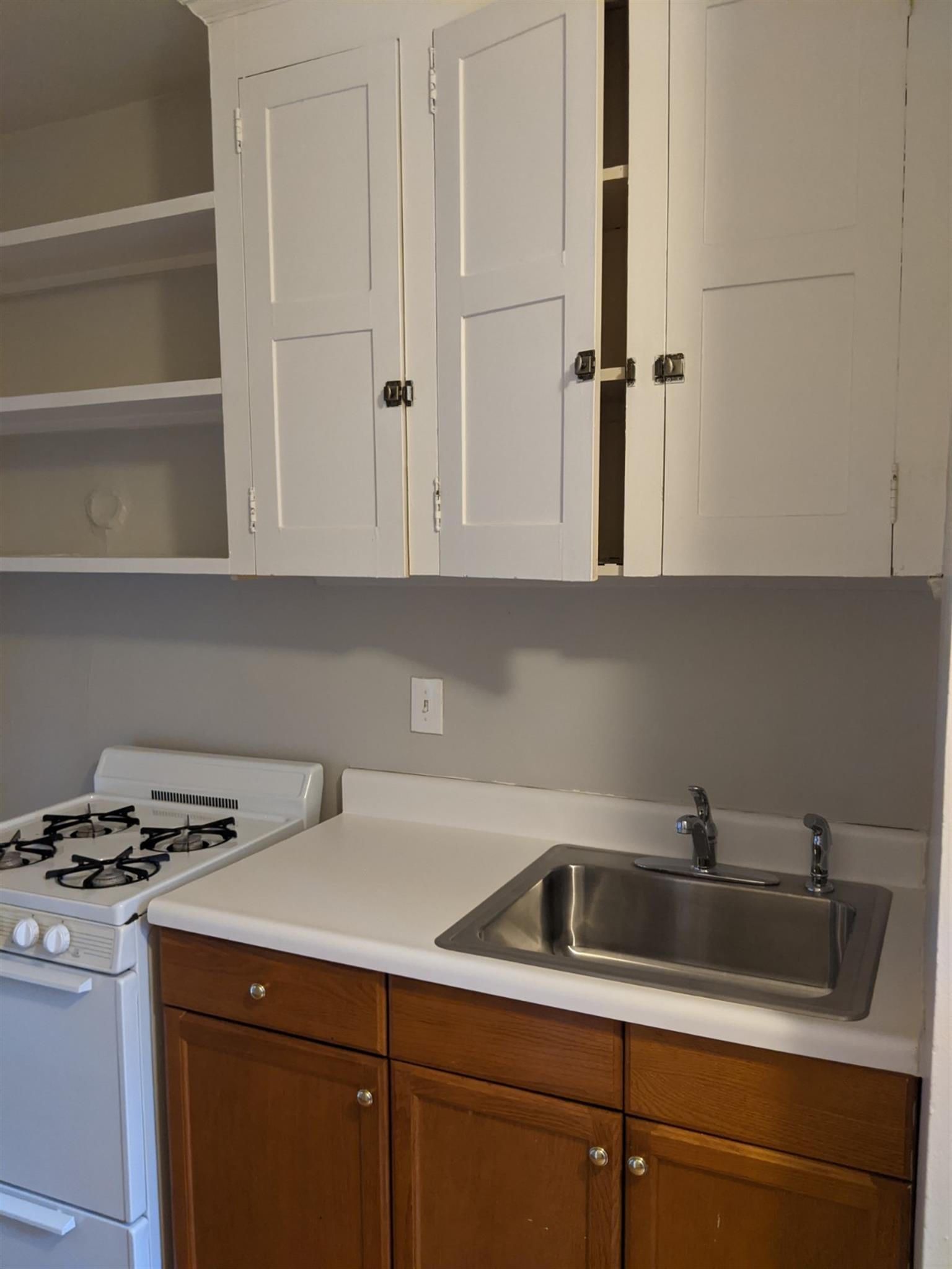 119 College Ave, Davis Square