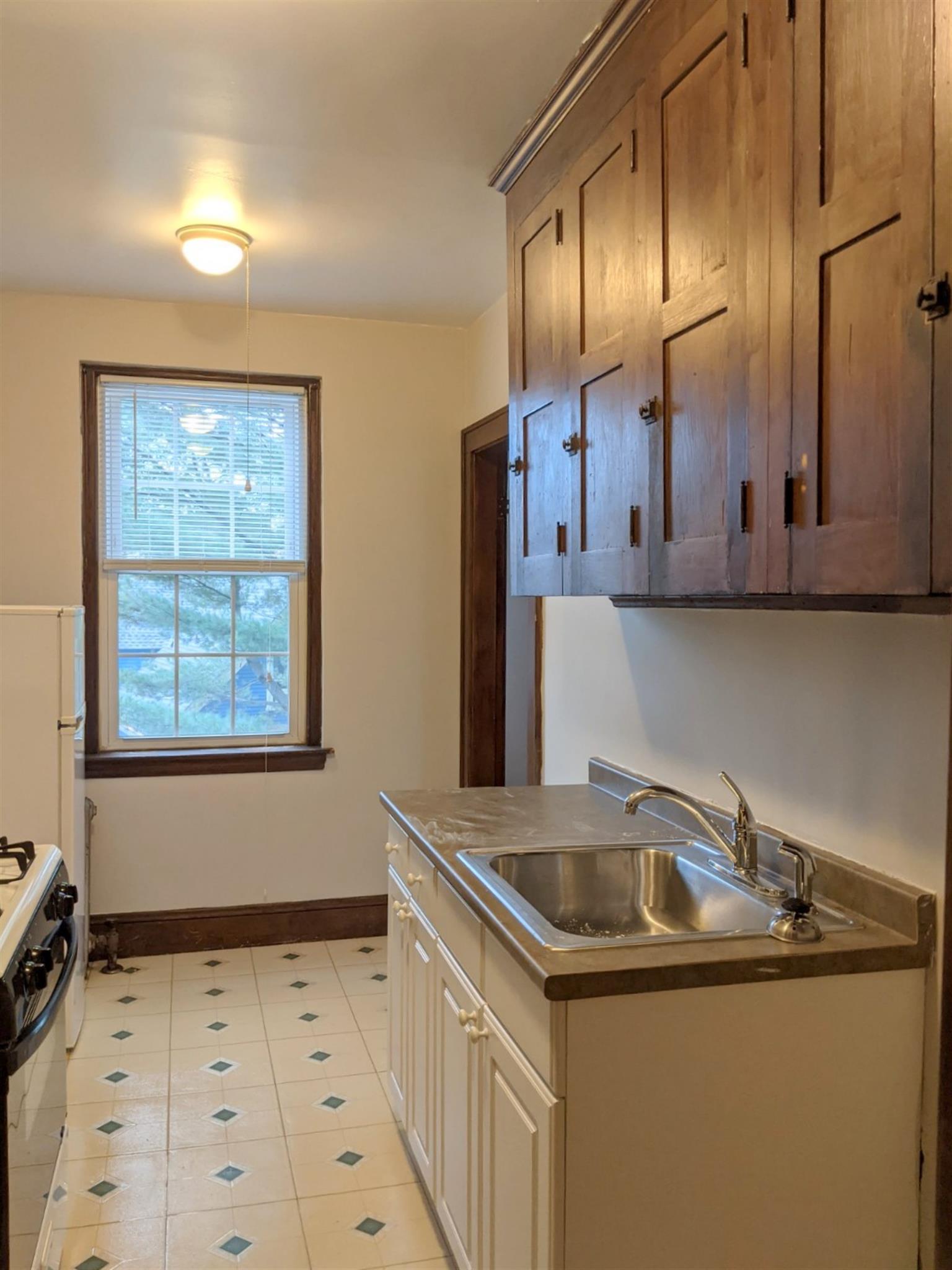 119 College Ave, Davis Square