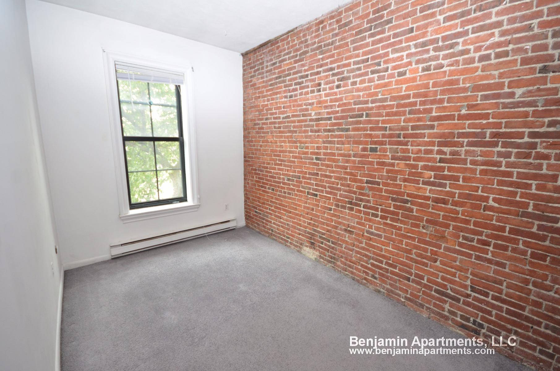 23 Cortes St, Back Bay