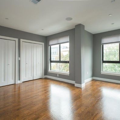 339 D St, South Boston