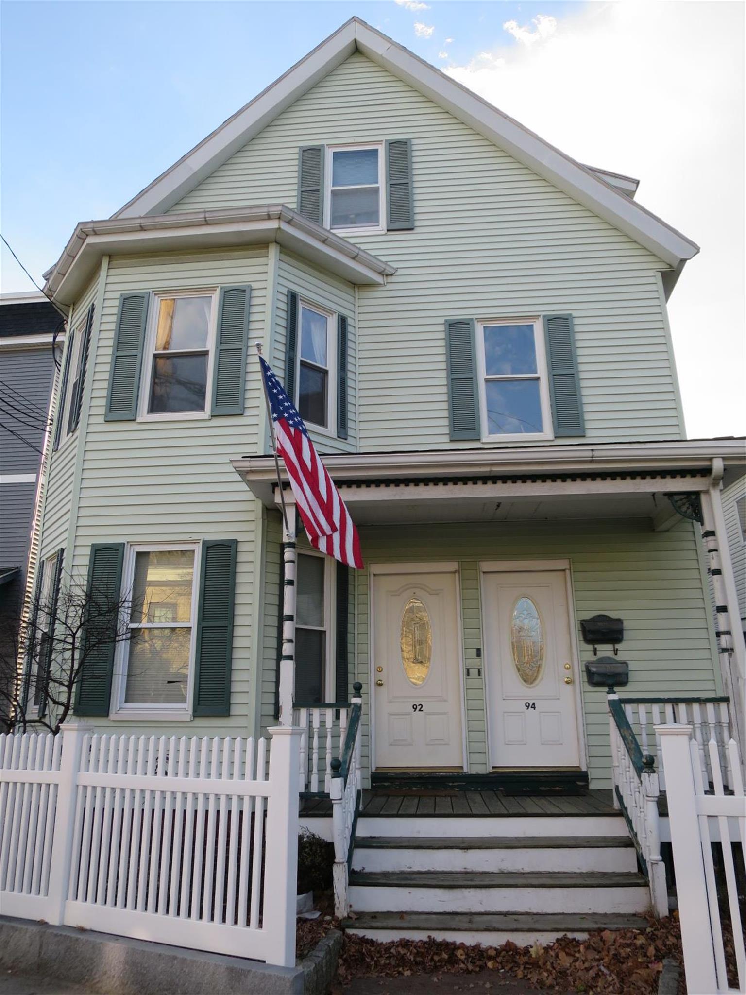 92 Holland St, Davis Square