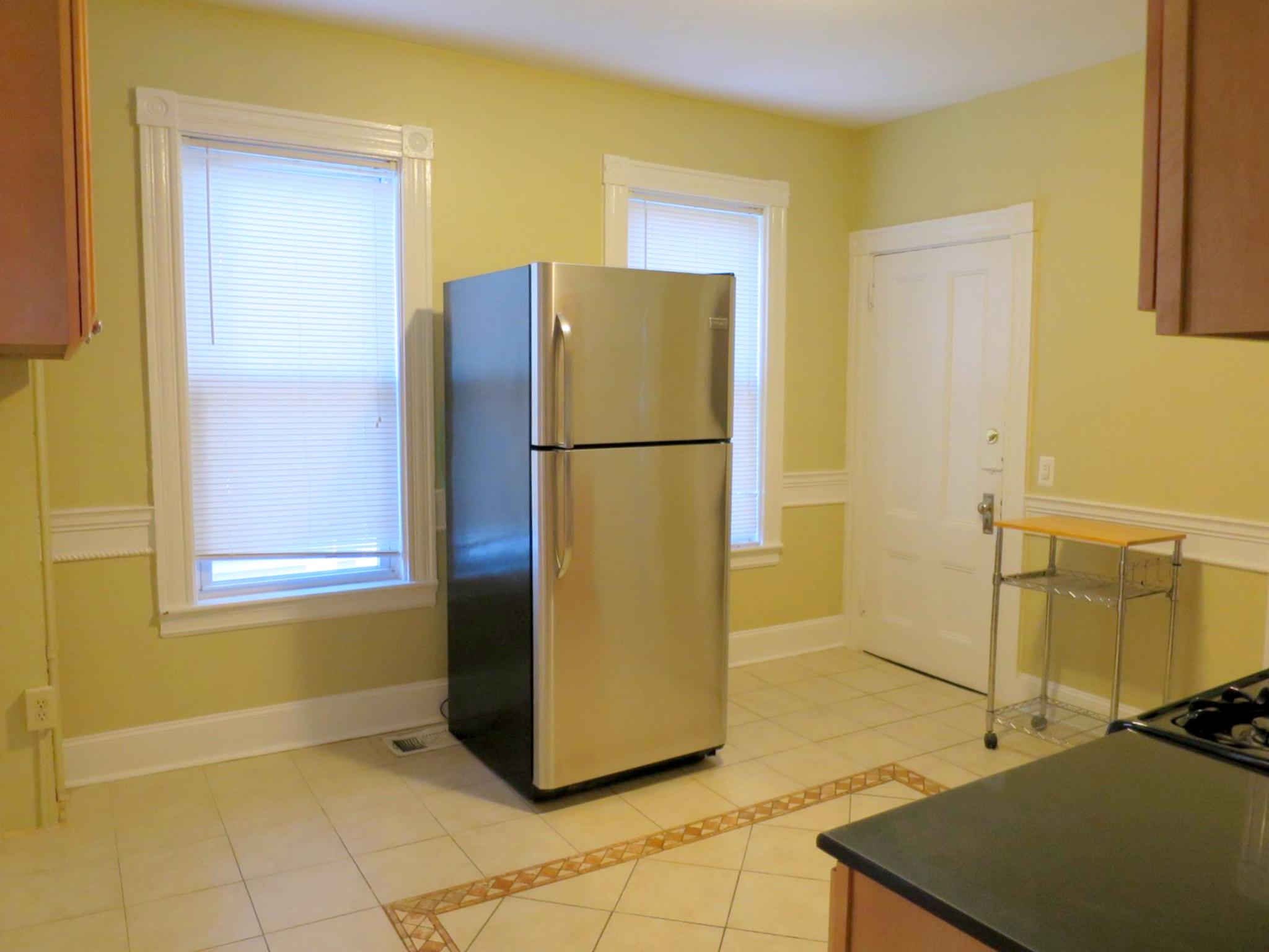 92 Holland St, Davis Square