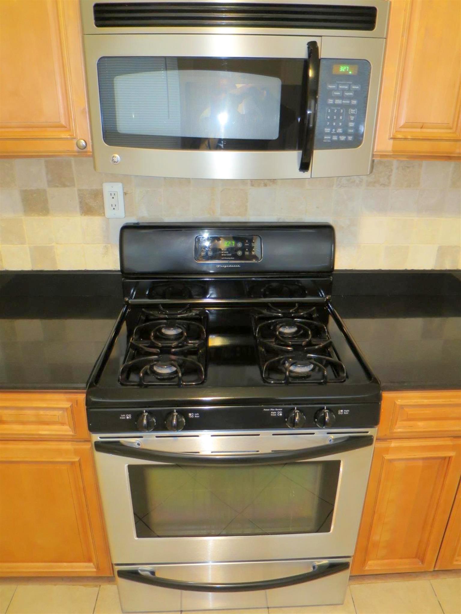 92 Holland St, Davis Square