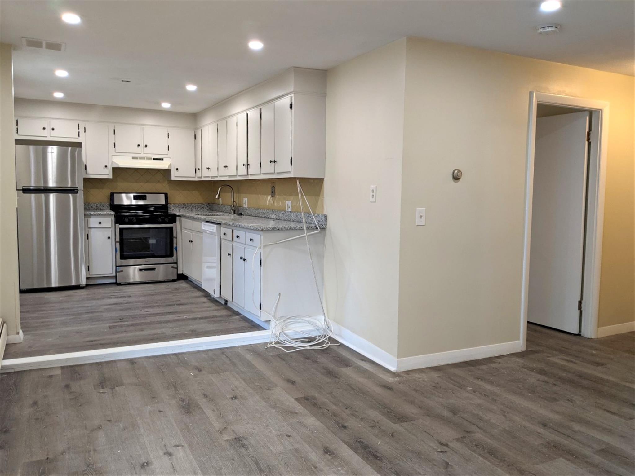 86 Newbury St, Davis Square