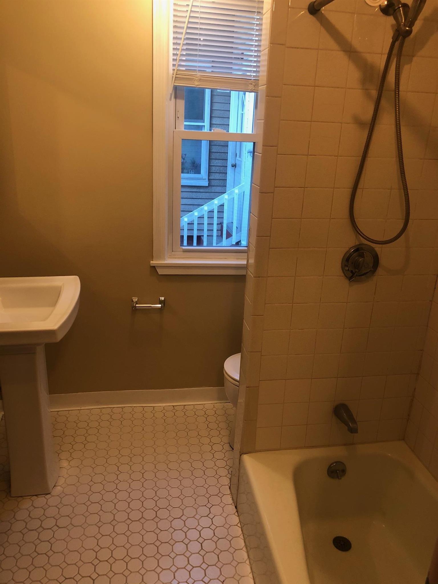 3 Lee St, Magoun Square