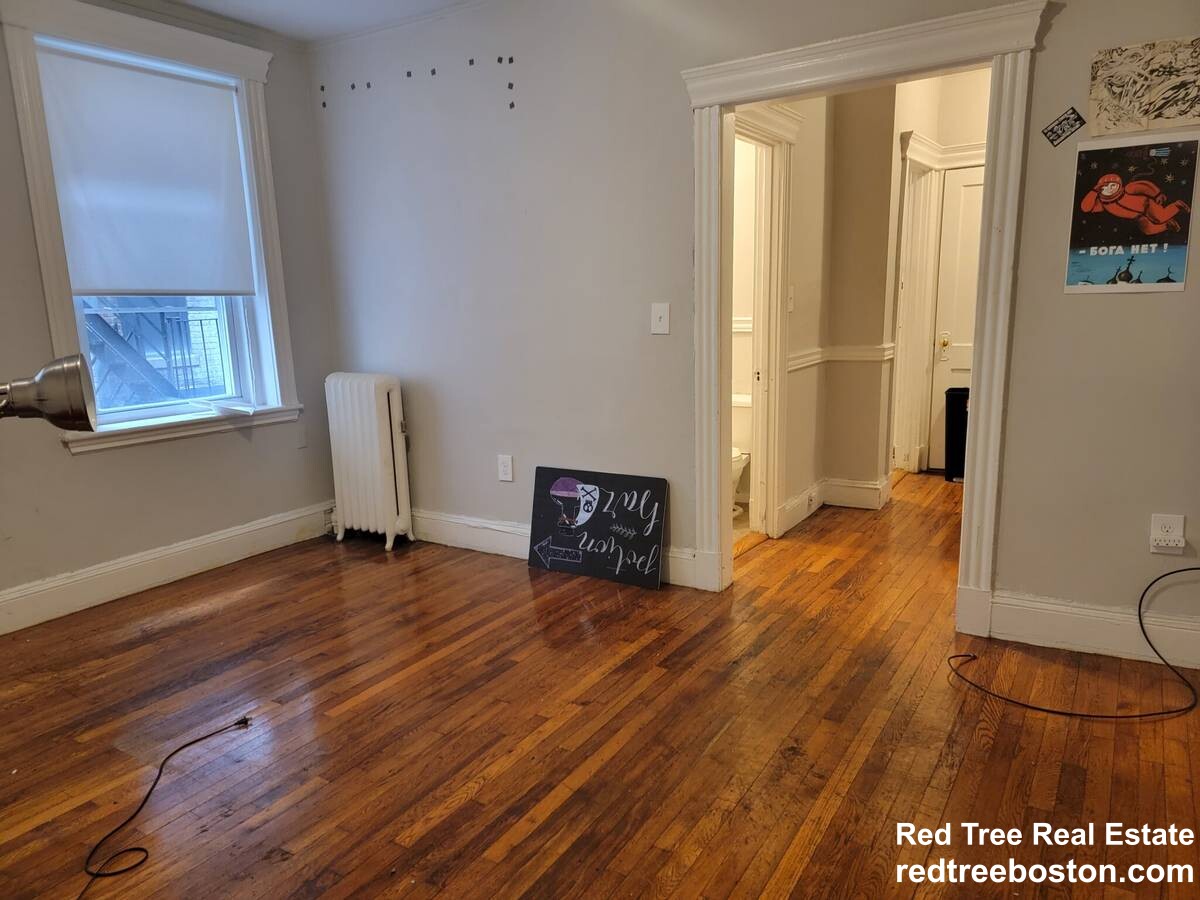 368 Riverway, Jamaica Plain