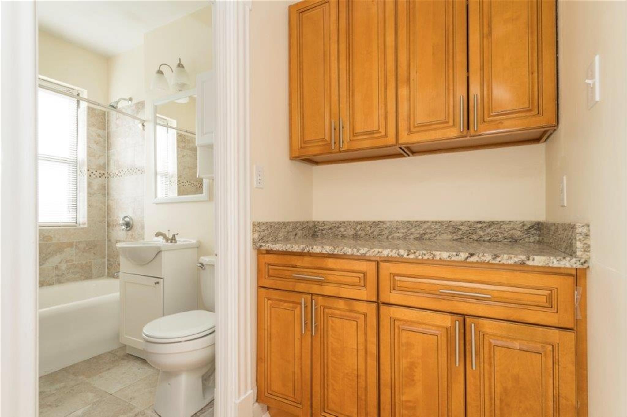 123 Highland Ave, Prospect Hill