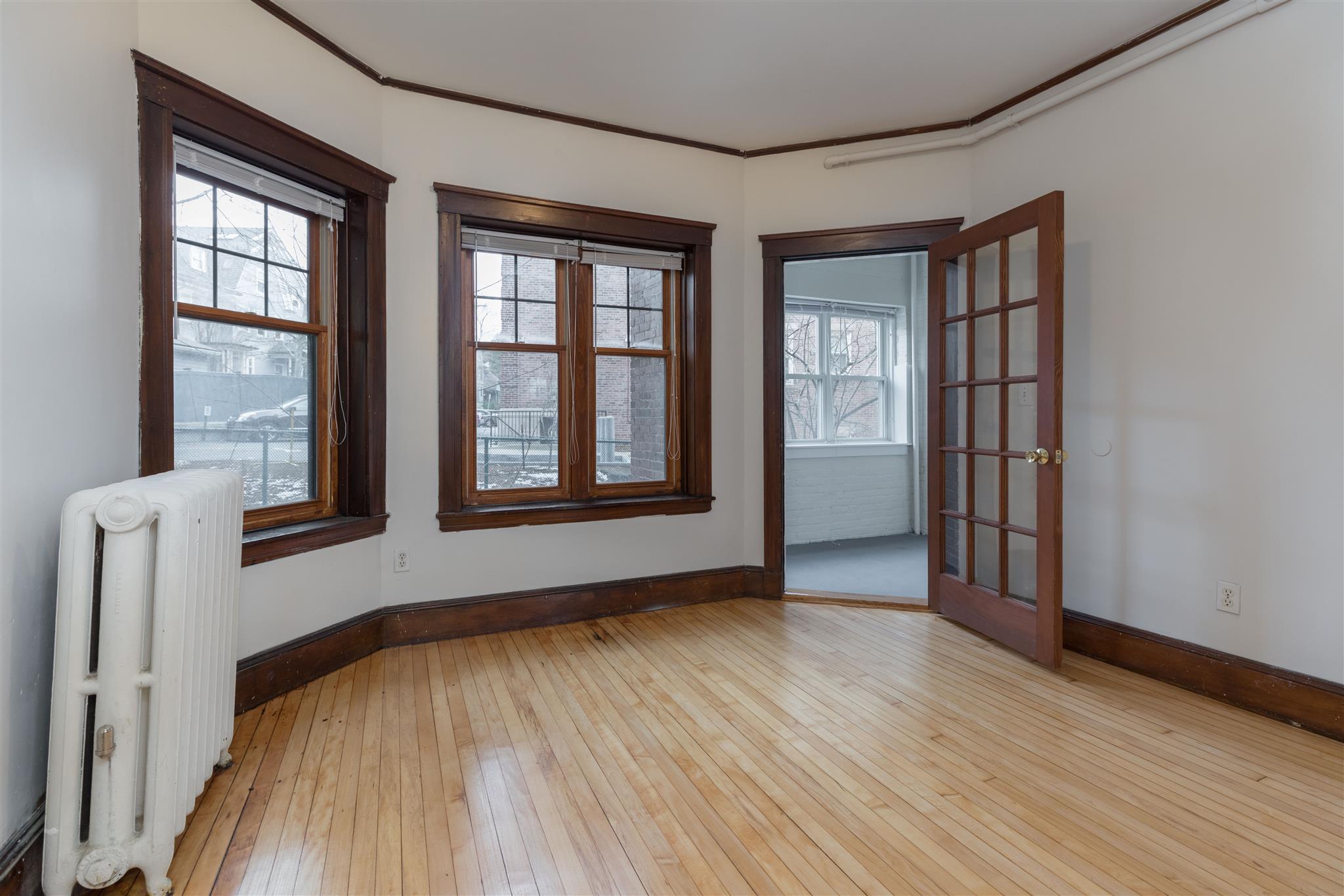 5 Linnaean St, Harvard Square