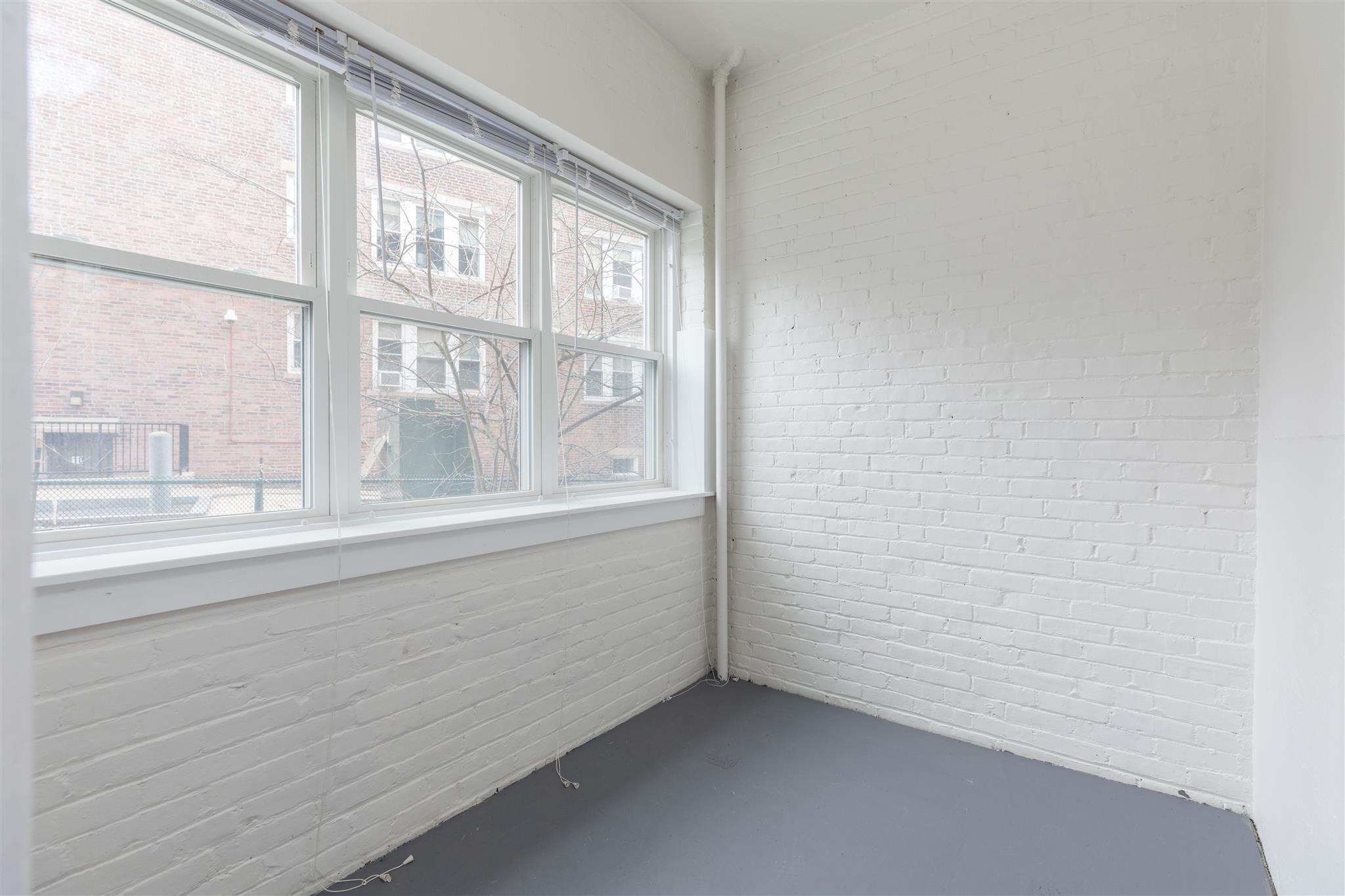 5 Linnaean St, Harvard Square